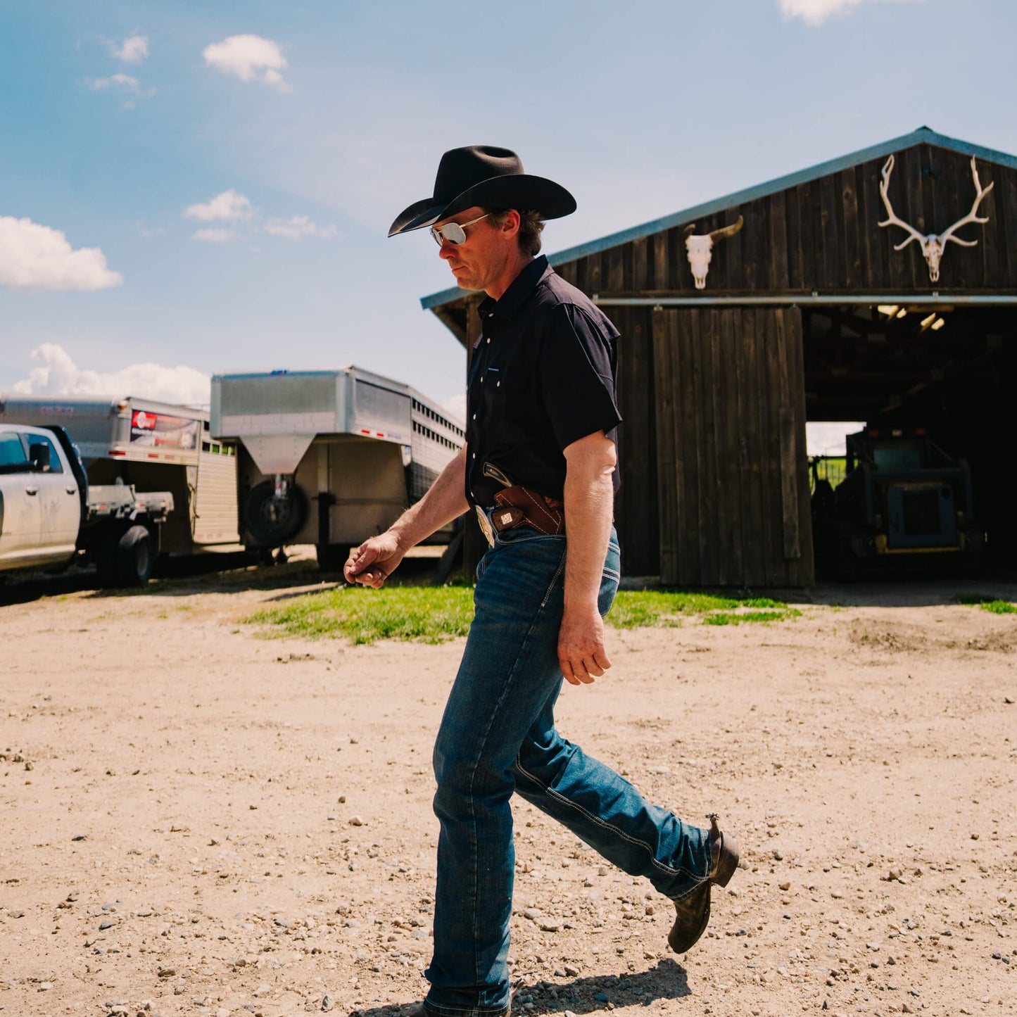 SEELEY S/S BUTTON-UP SHIRT - BLACK