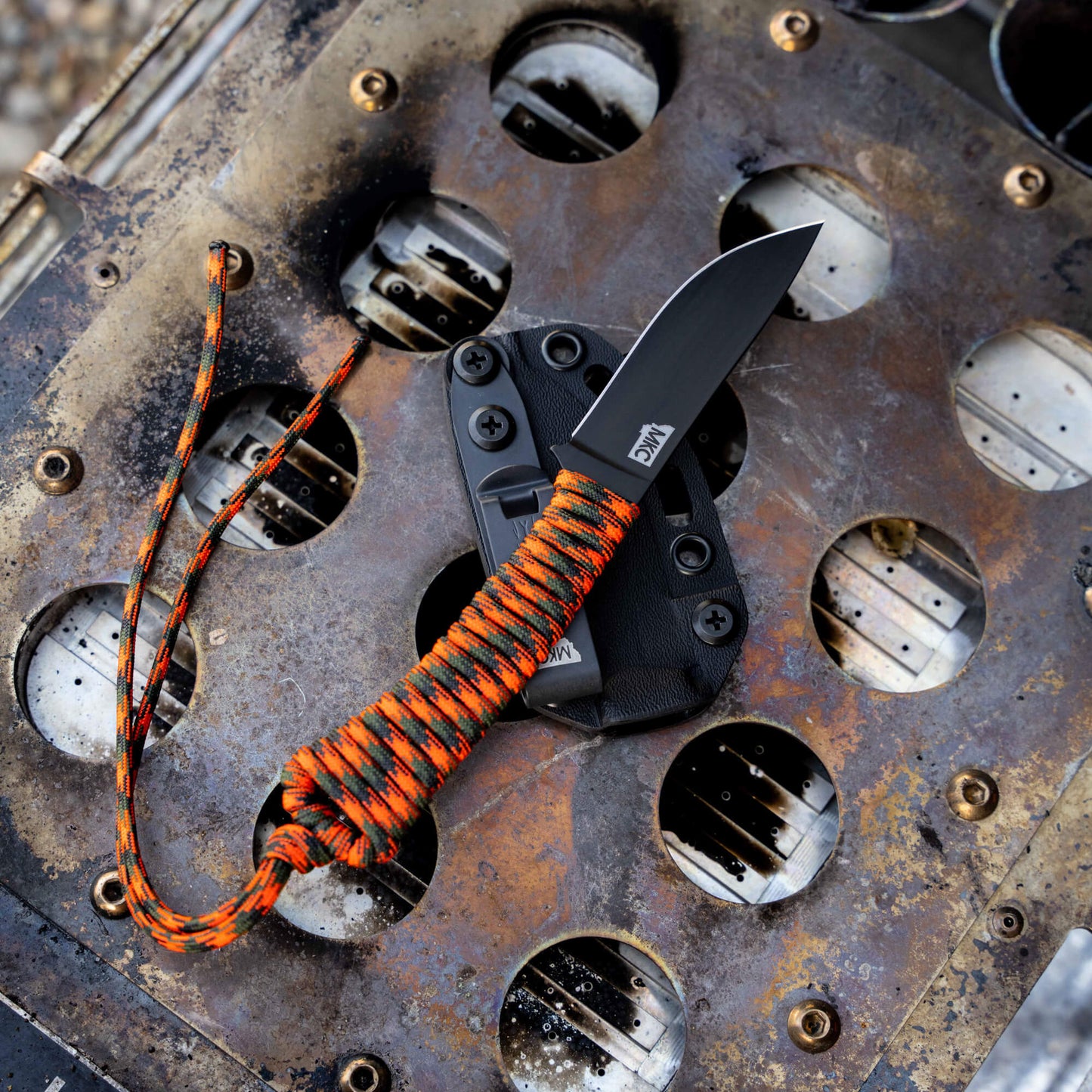 MINI STONED GOAT - ORANGE & BLACK