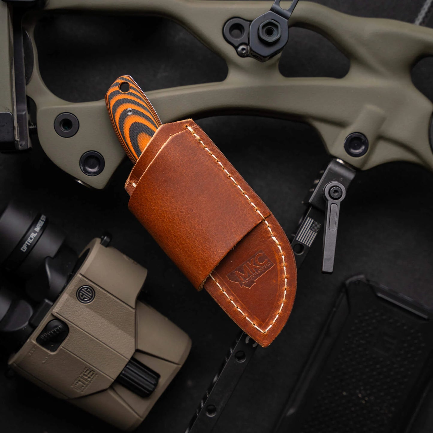 PACKOUT LEATHER SHEATH - HORIZONTAL BELT CARRY