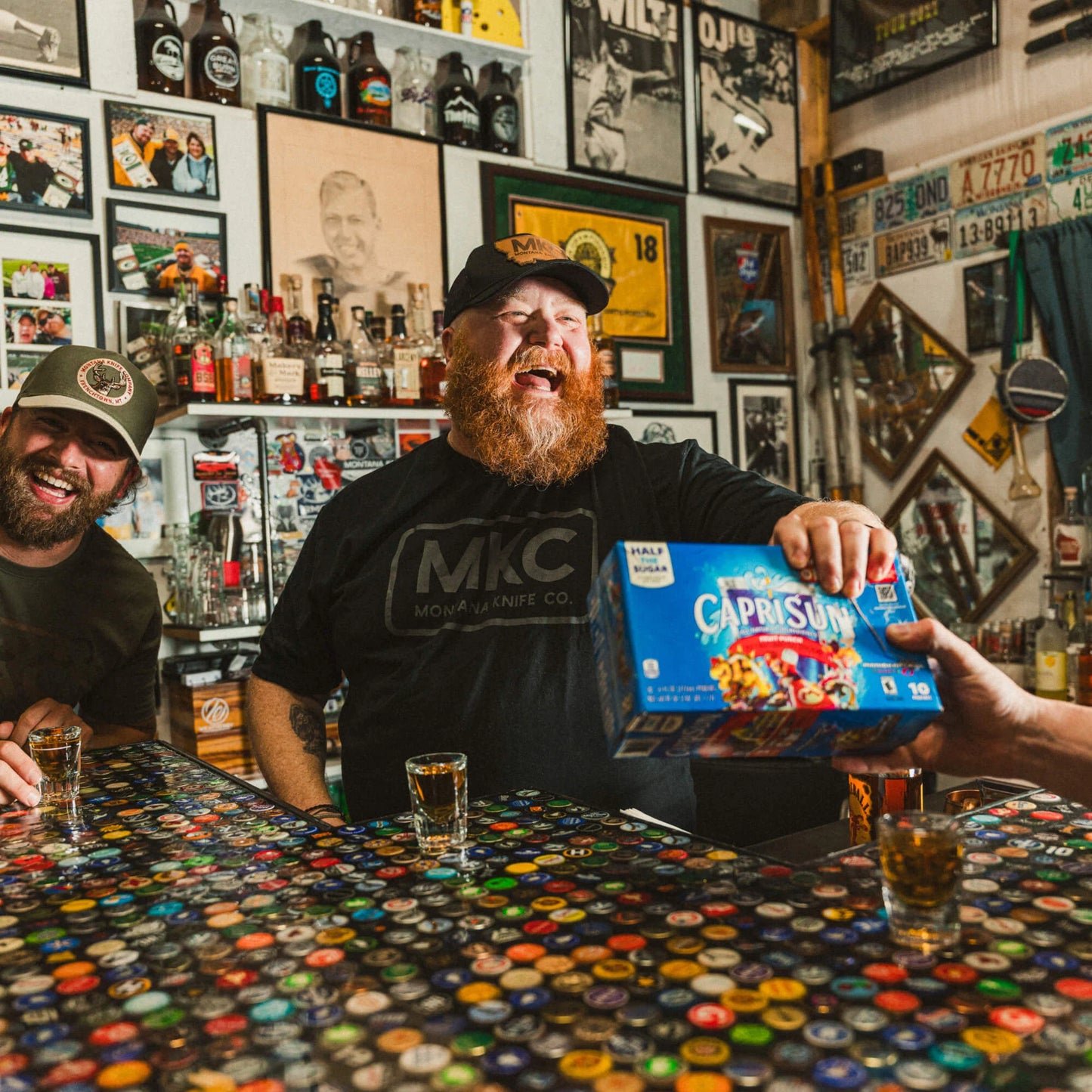 MKC LOGO TEE - BLACK