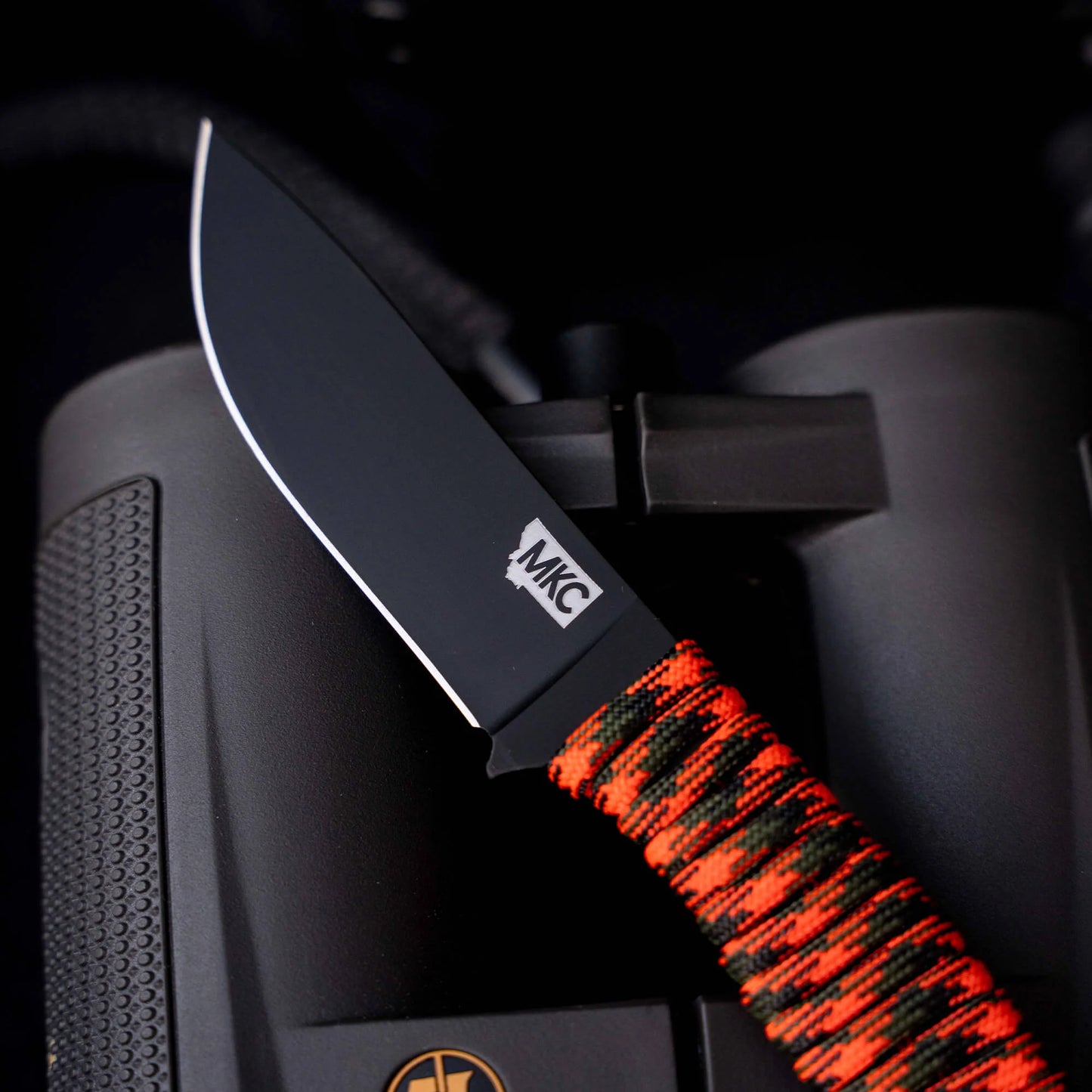 MINI STONED GOAT - ORANGE & BLACK