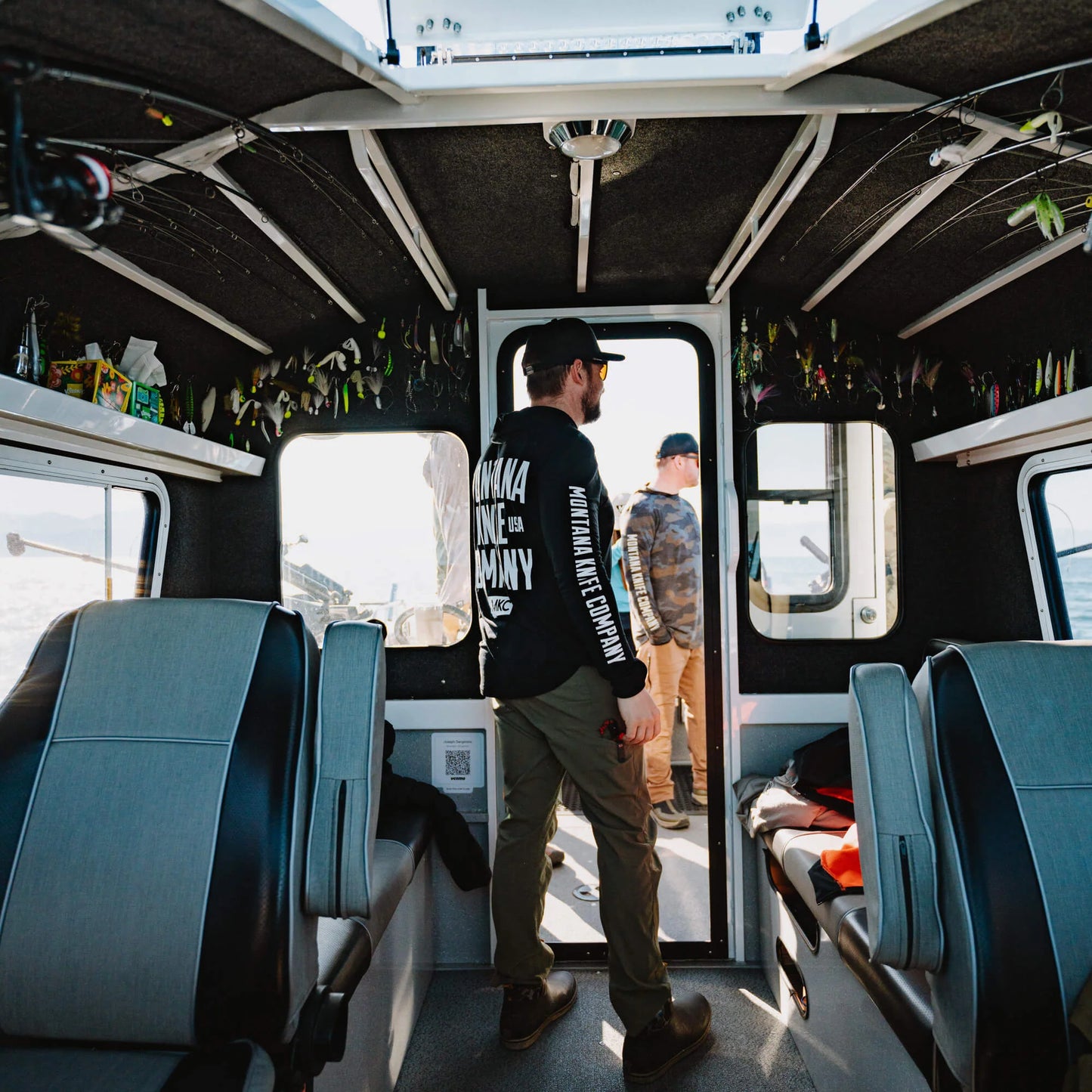 SUN RIVER BAMBOO HOODIE - BLACK