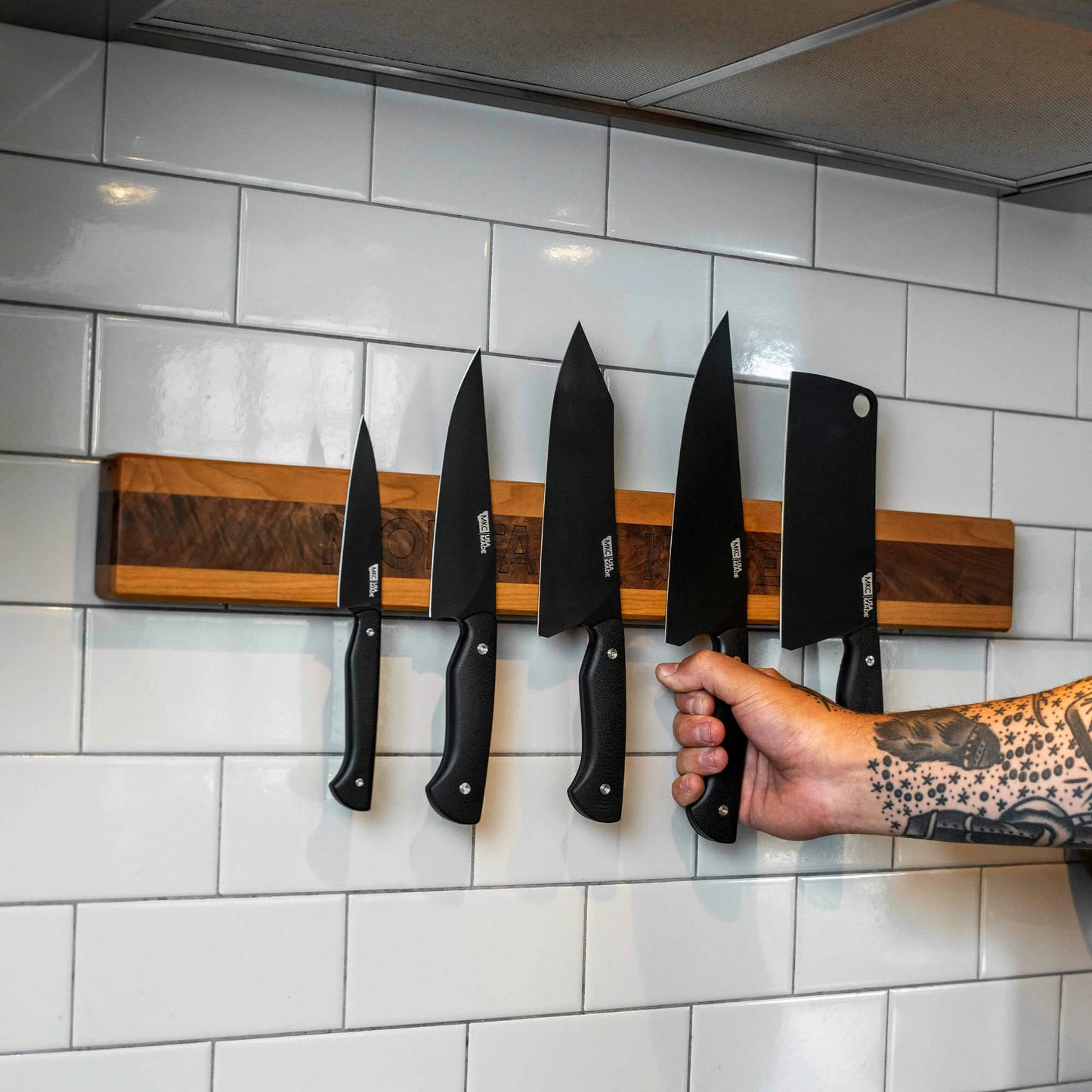 MKC CULINARY LARGE KNIFE HANG - DARK WOOD FINISH