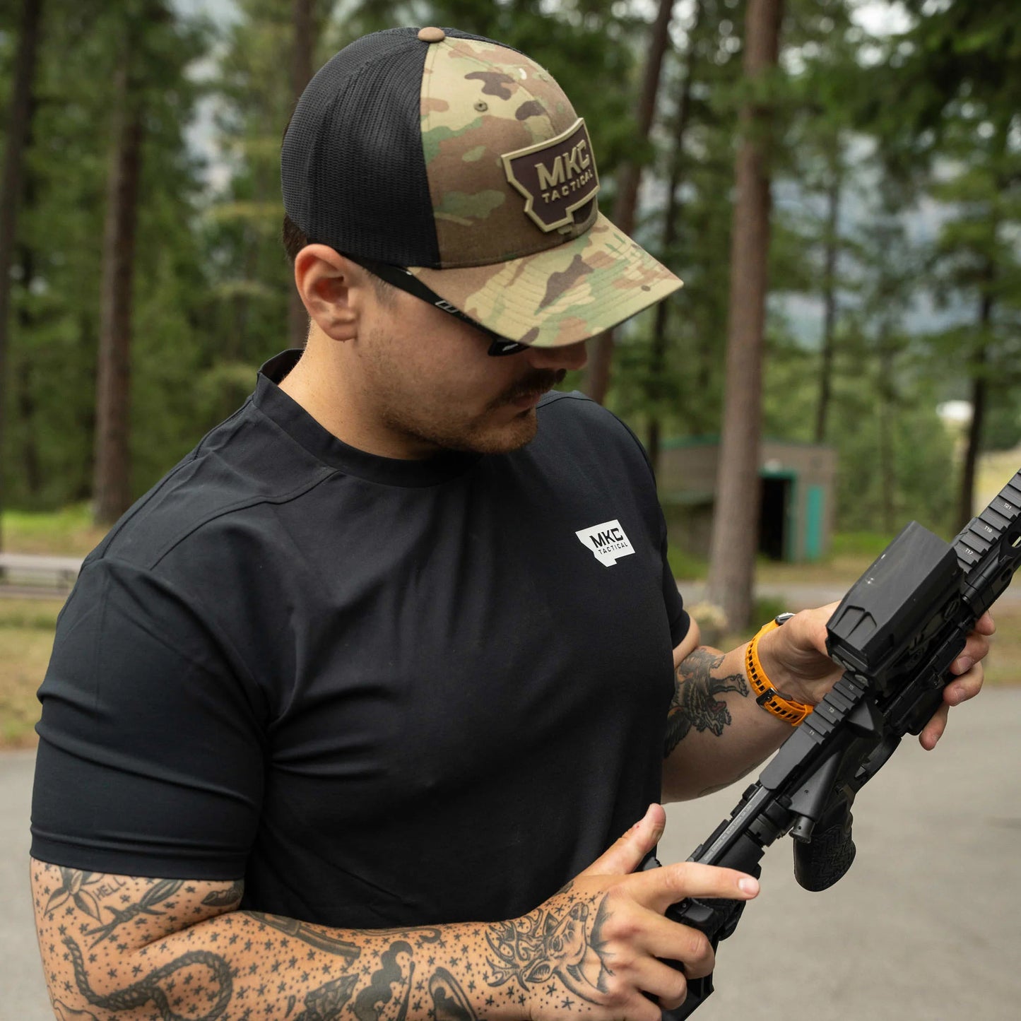 RANGE DAY PERFORMANCE SHORT SLEEVE - SHADOW