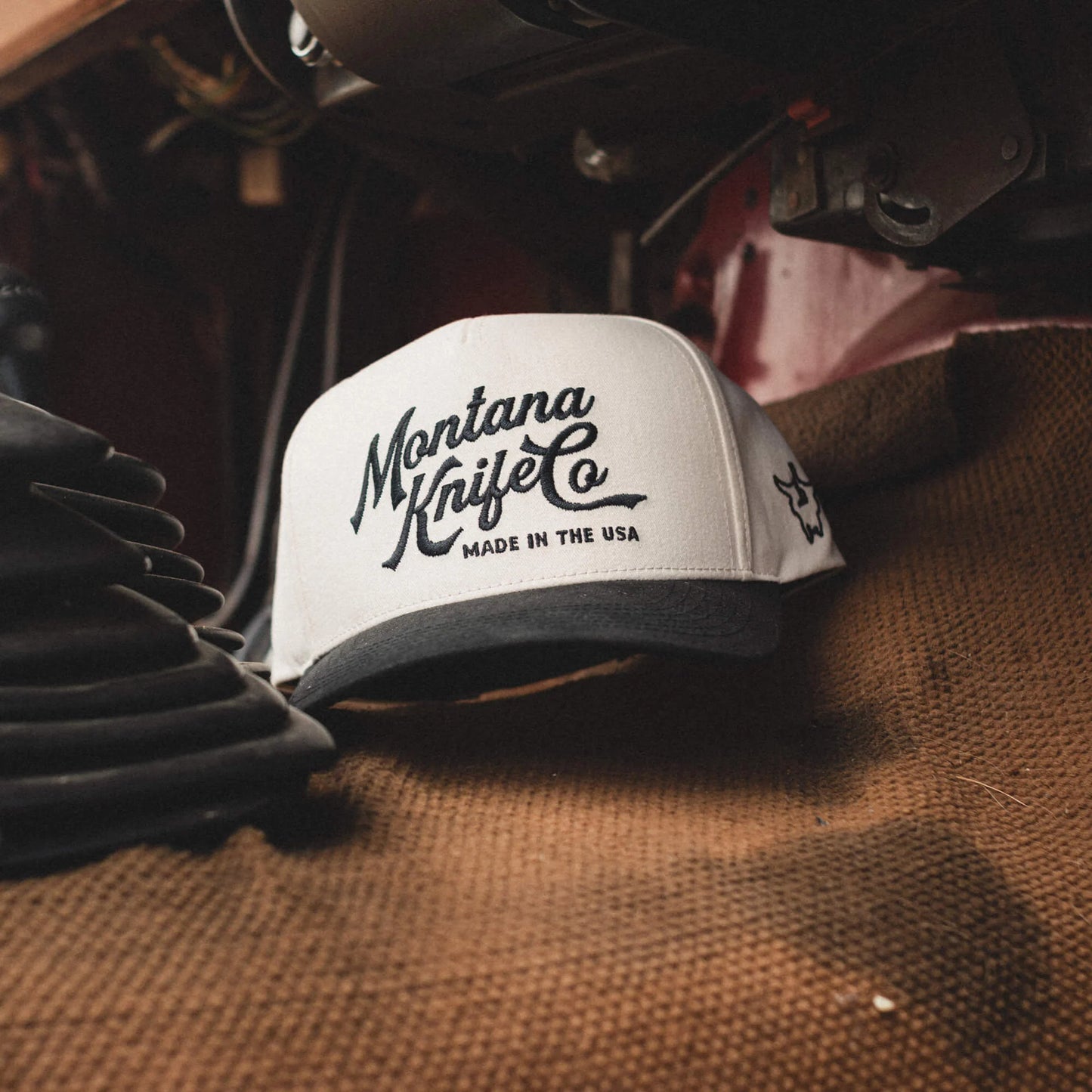 MKC HERITAGE HAT - IVORY/BLACK