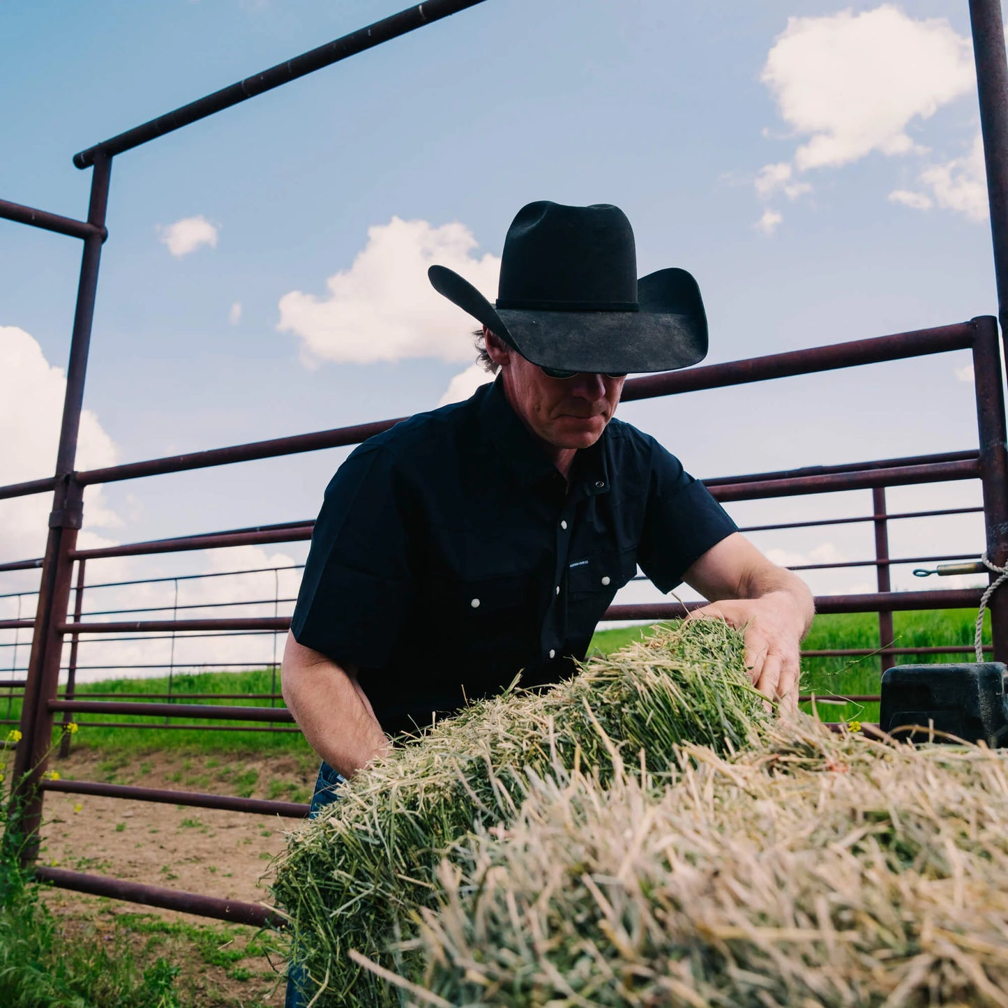 SEELEY S/S BUTTON-UP SHIRT - BLACK