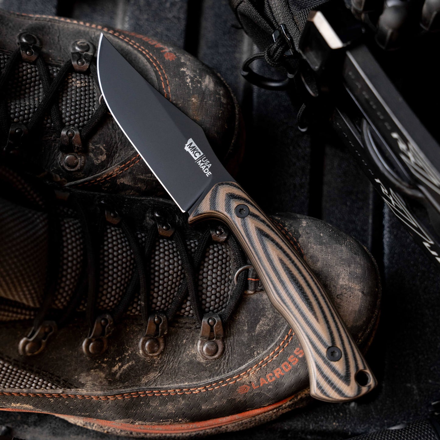 TRIUMPH PRO - TAN & BLACK