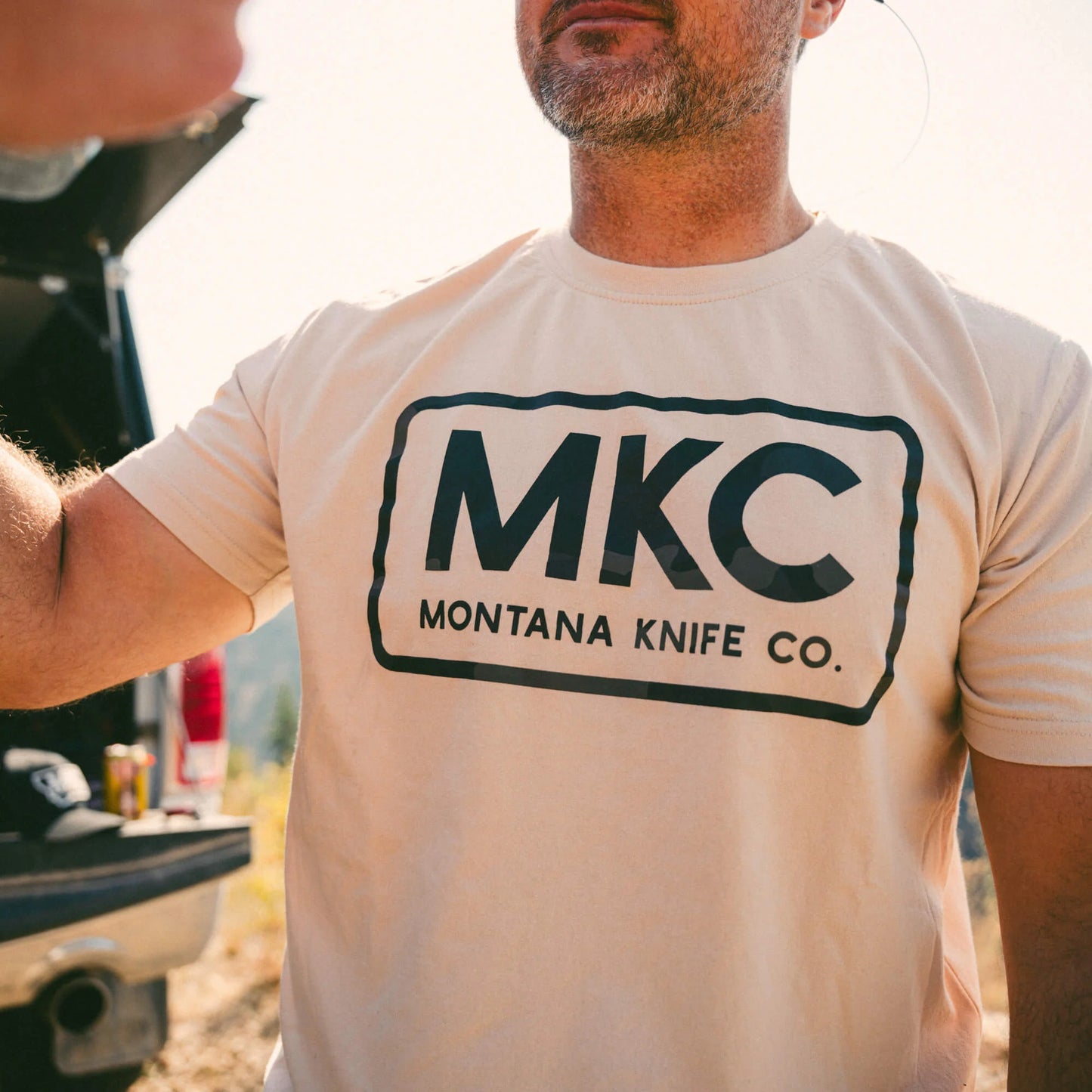 MKC LOGO TEE - BONE