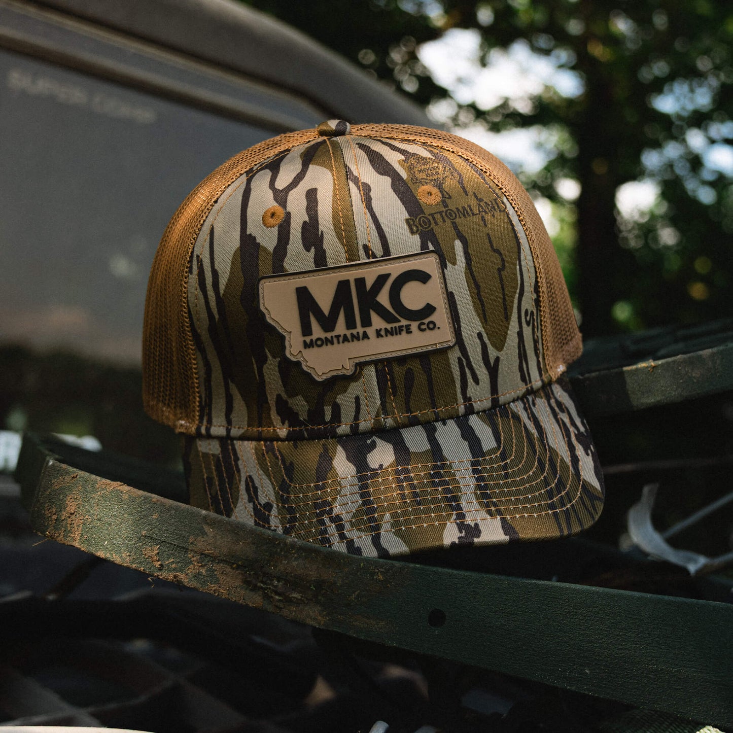 MKC X MOSSY OAK TRUCKER - BOTTOMLAND