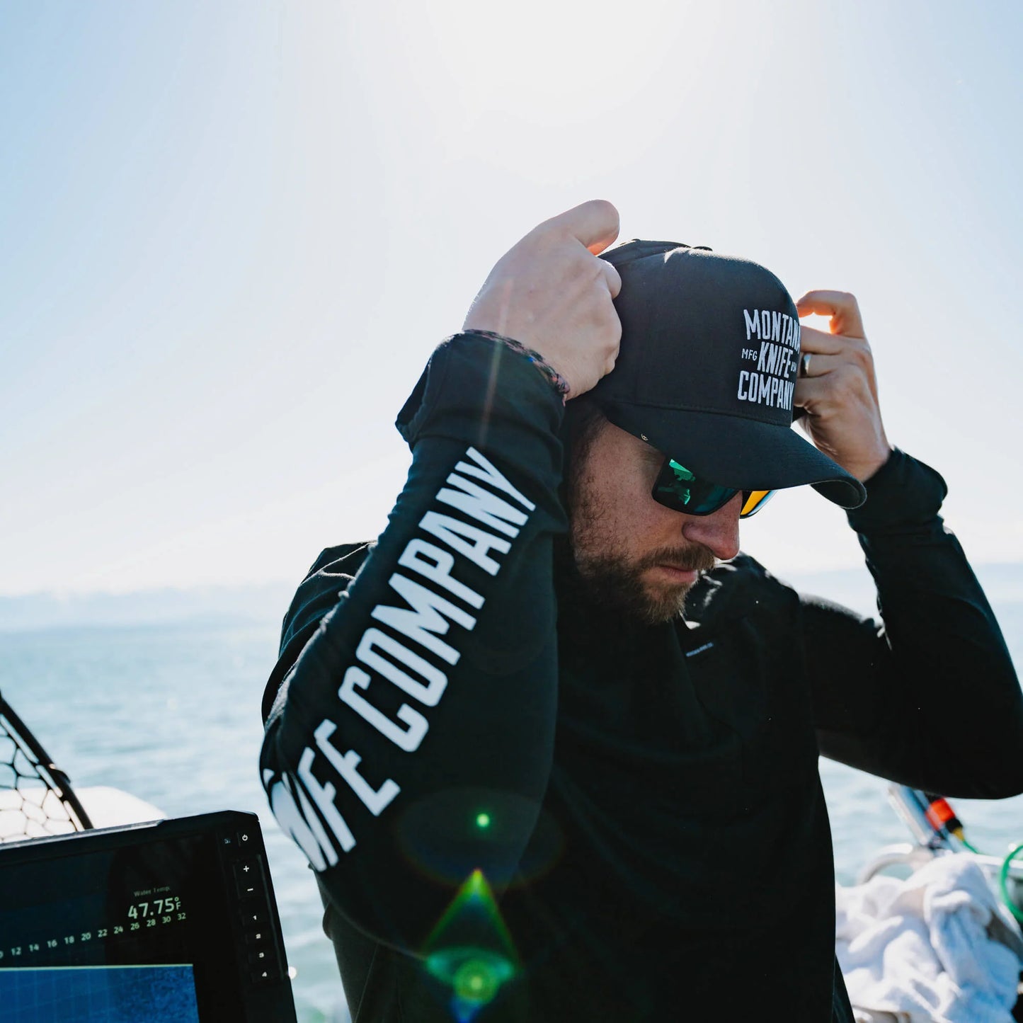 SUN RIVER BAMBOO HOODIE - BLACK