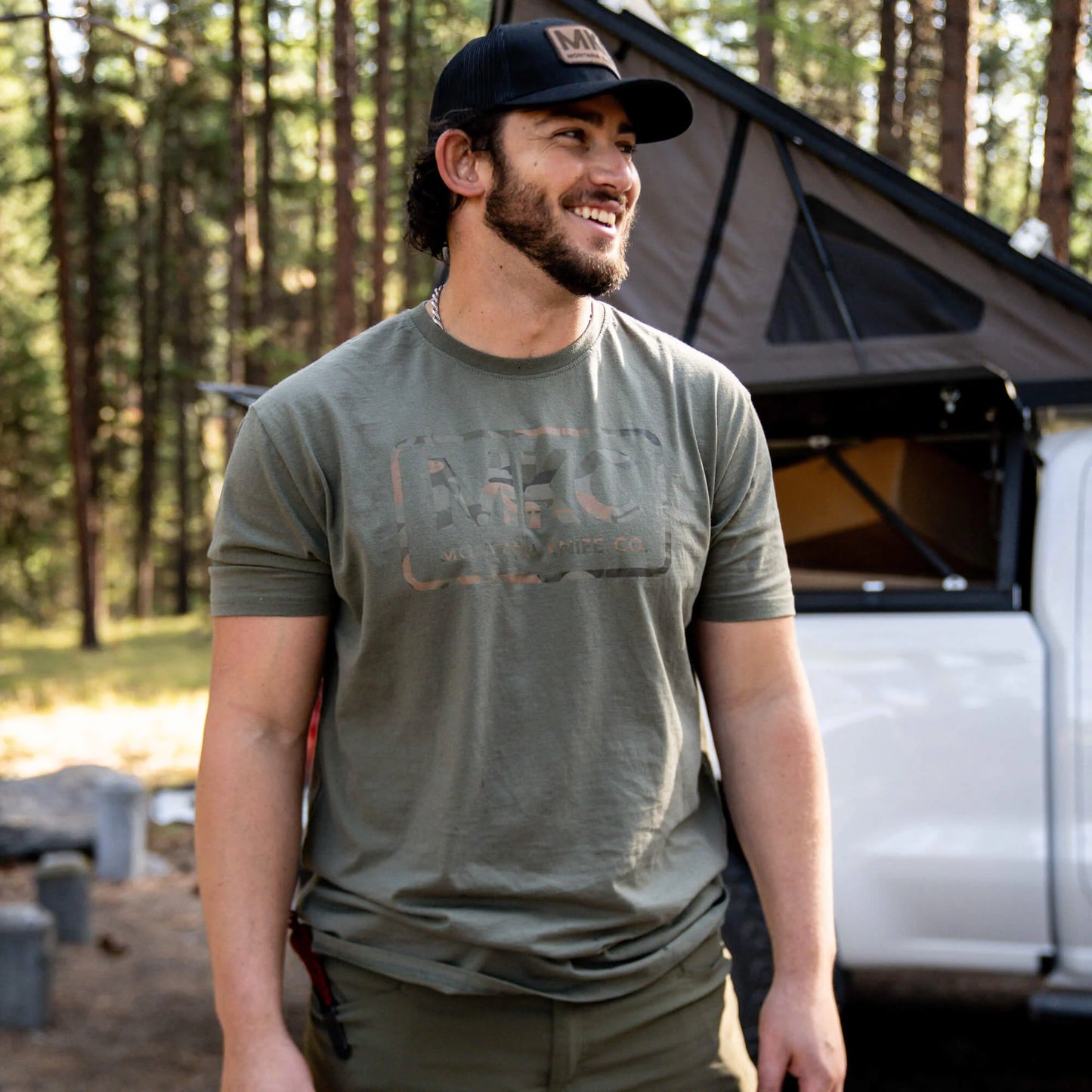 MKC LOGO TEE - OLIVE