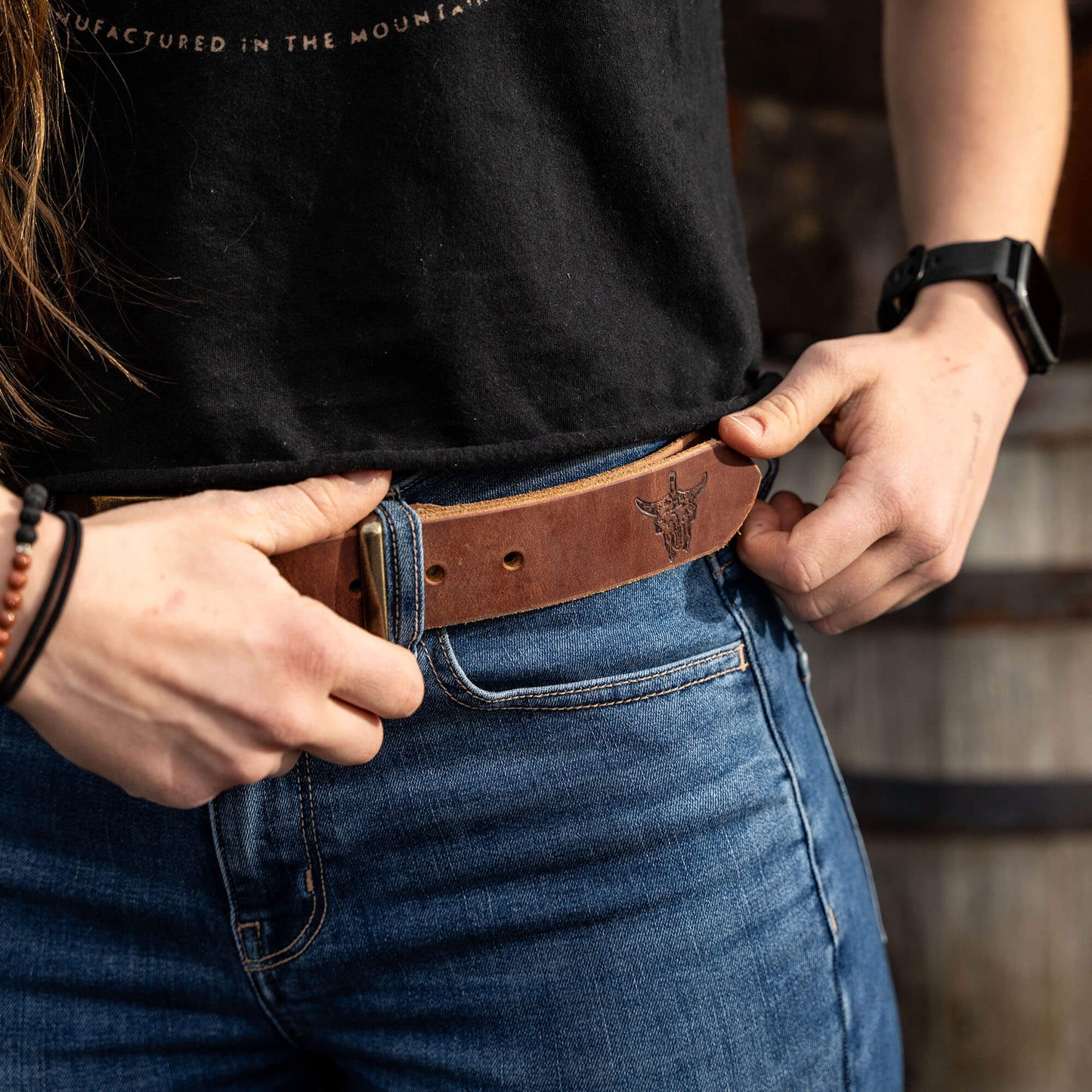 MKC LEATHER BELT - BROWN