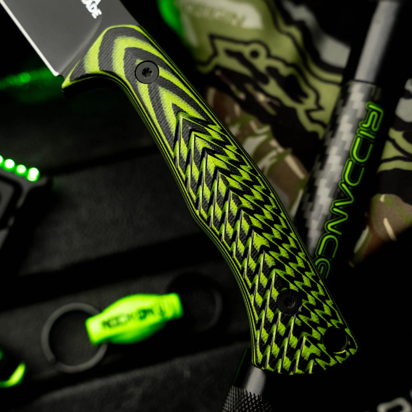 TRIUMPH PRO - NOCK ON NEON GREEN & BLACK
