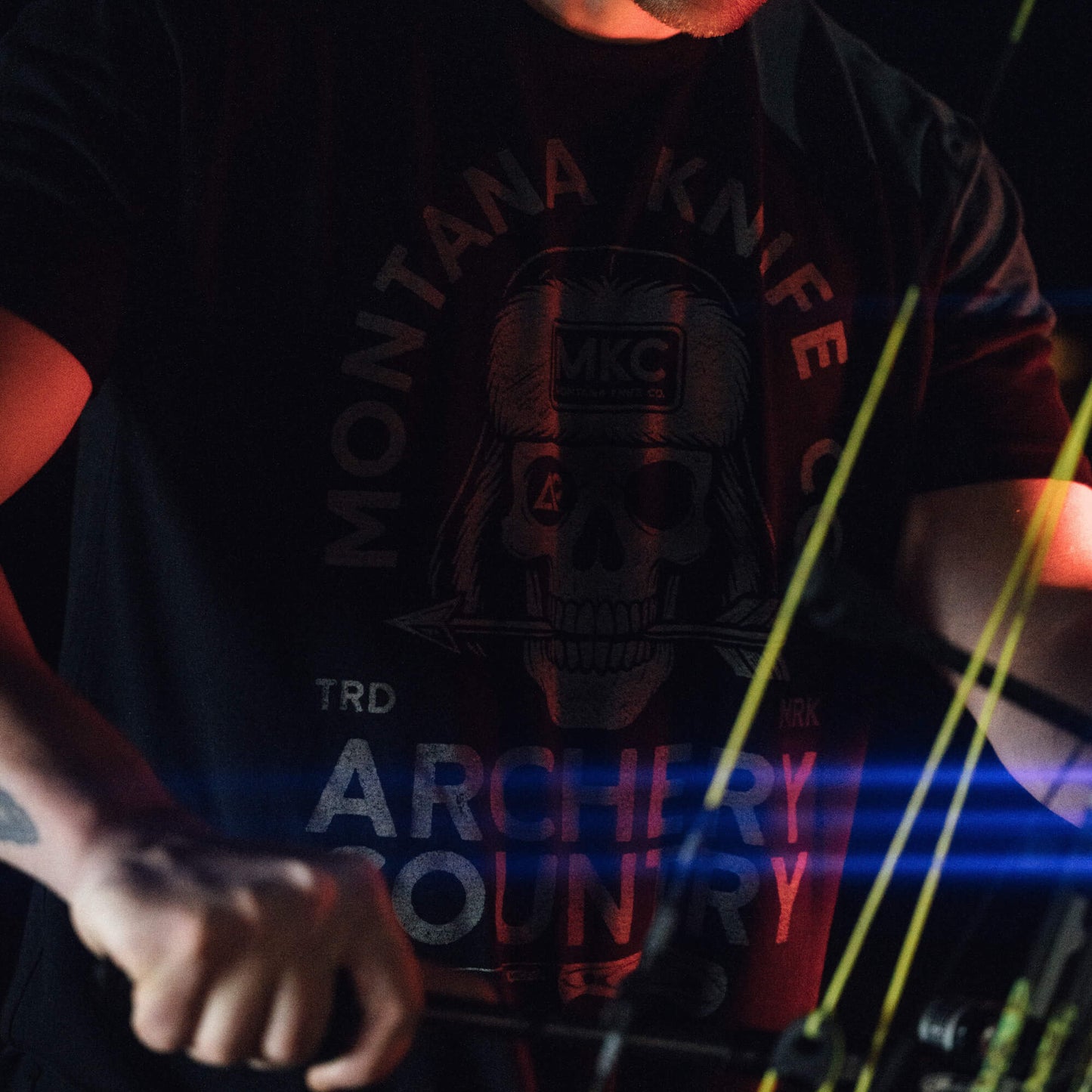 MKC x ARCHERY COUNTRY TEE - BLACK