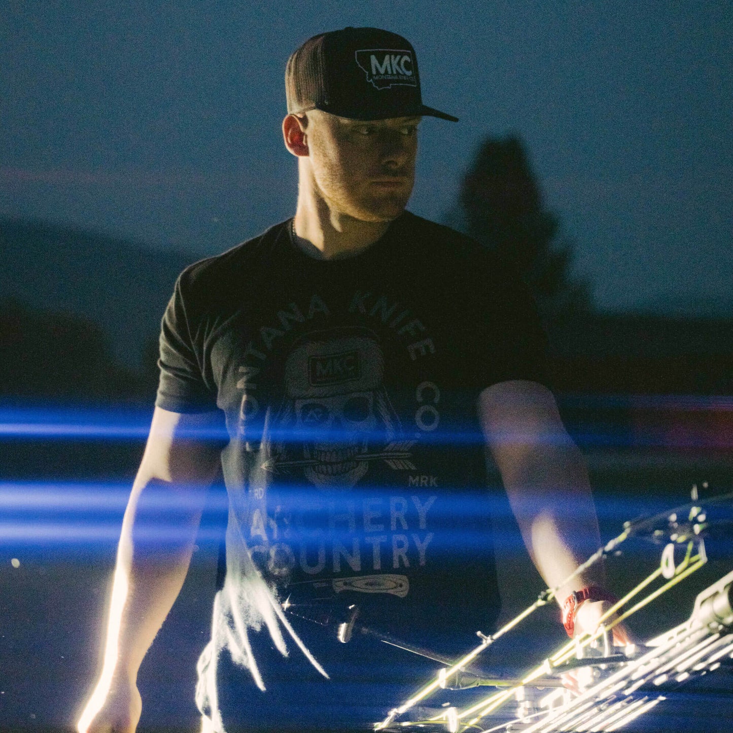 MKC x ARCHERY COUNTRY TEE - BLACK