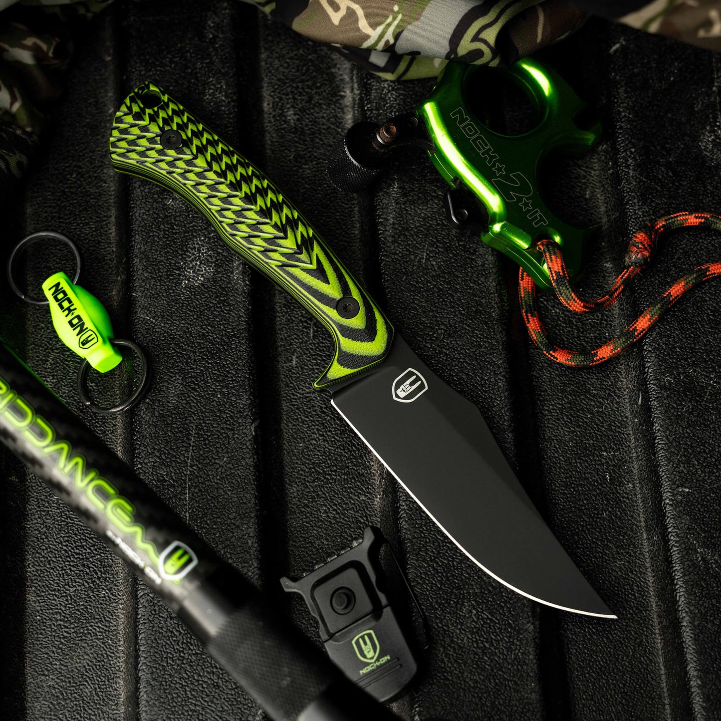 TRIUMPH PRO - NOCK ON NEON GREEN & BLACK