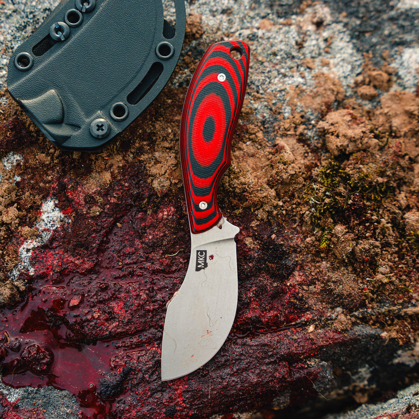 PACKOUT SKINNER - KEEP HAMMERING EDITION - RED & BLACK