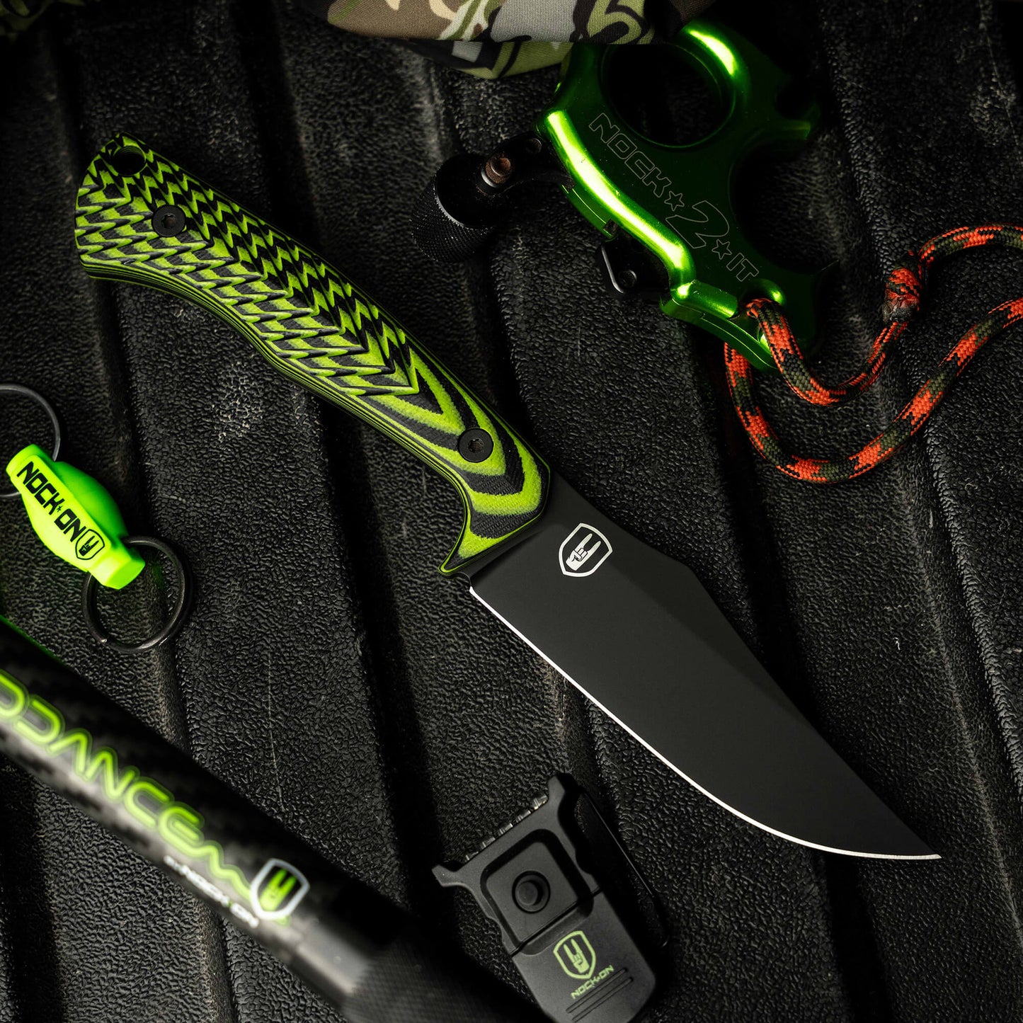 TRIUMPH PRO - NOCK ON NEON GREEN & BLACK