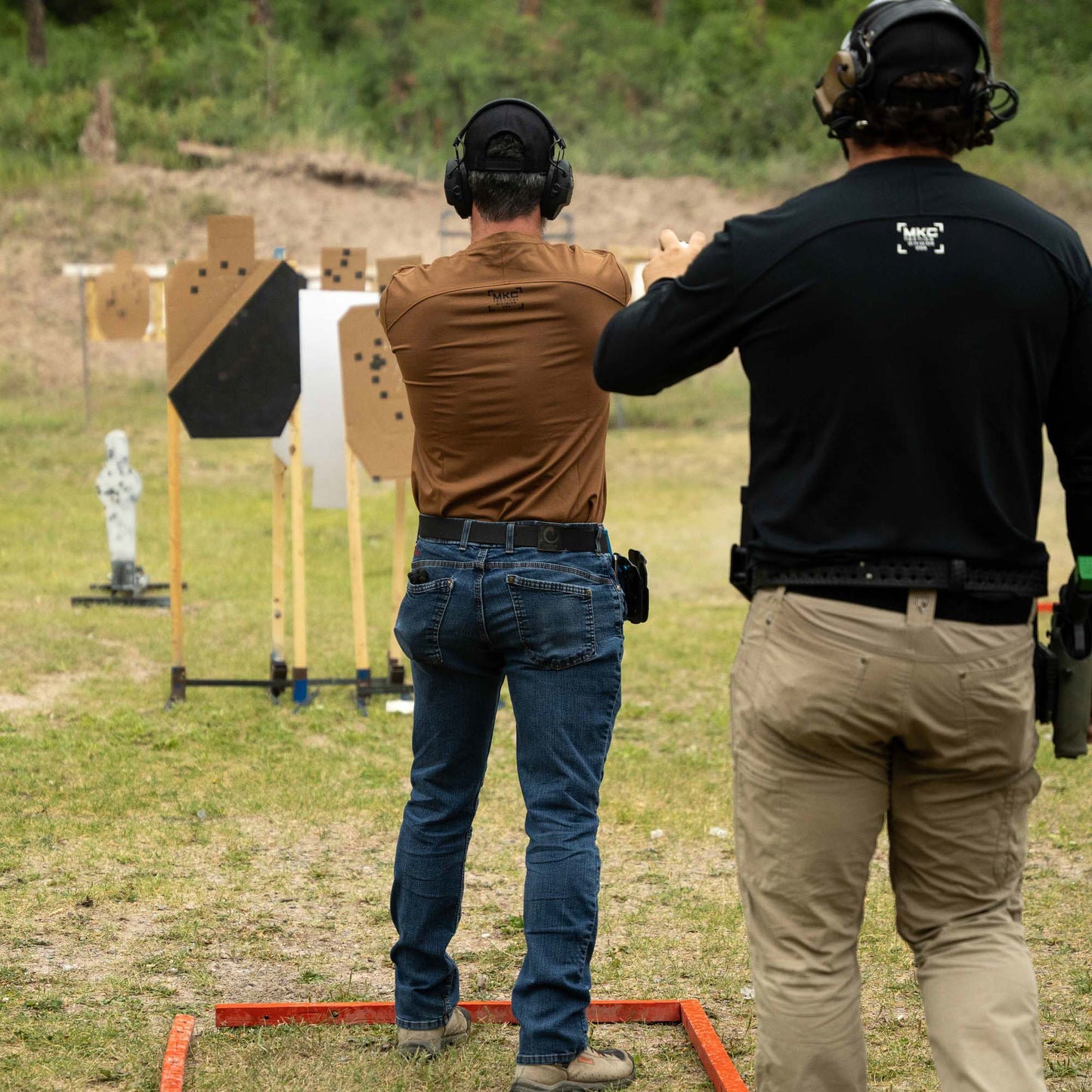 RANGE DAY PERFORMANCE SHORT SLEEVE - COYOTE