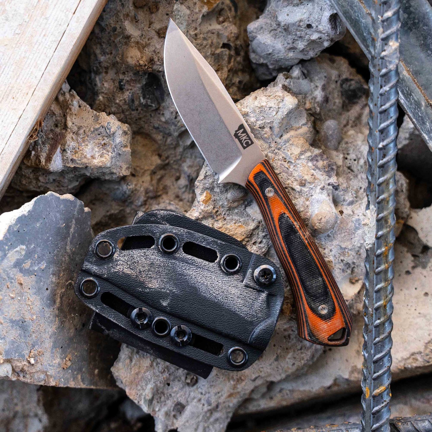 ROCKER - ORANGE & BLACK