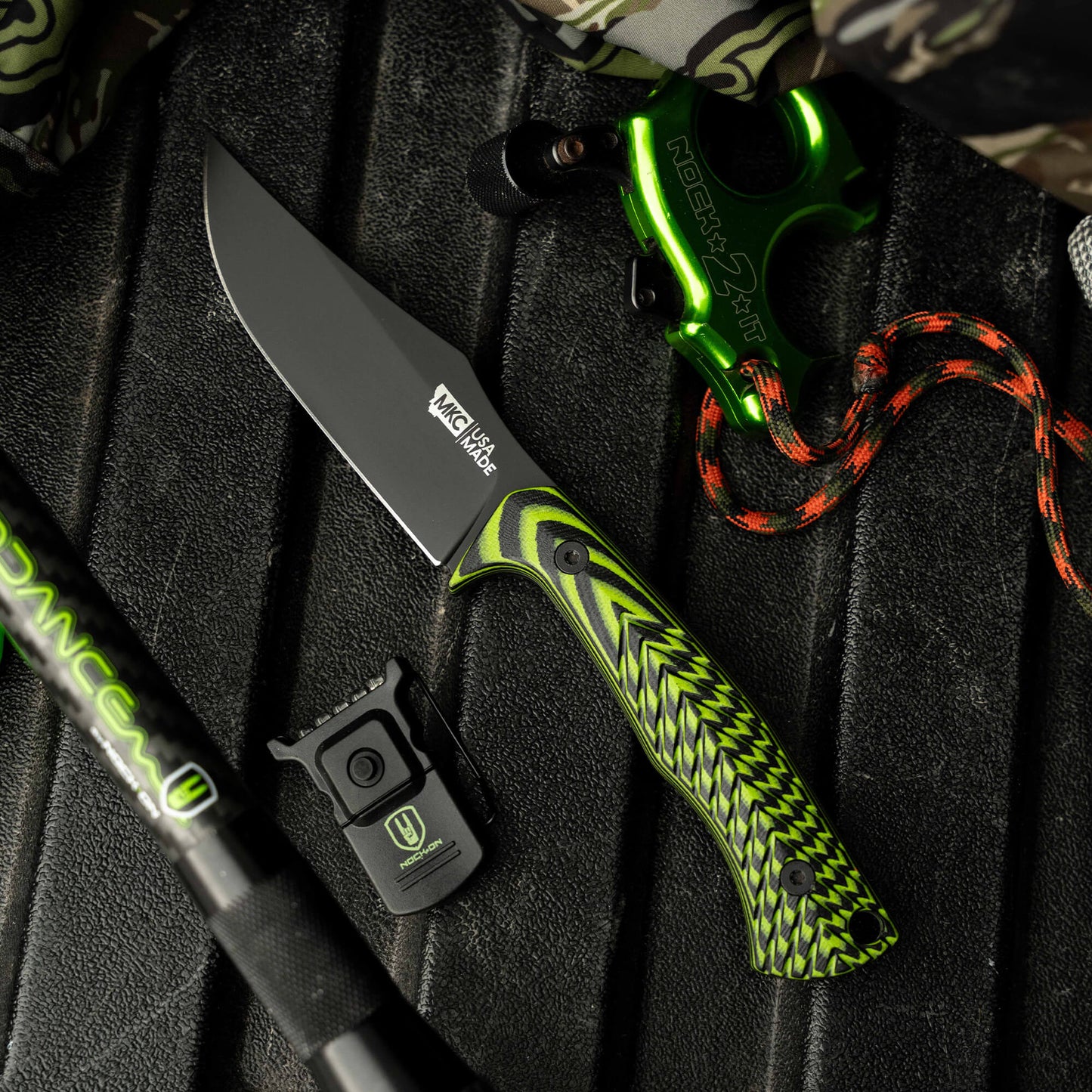 TRIUMPH PRO - NOCK ON NEON GREEN & BLACK