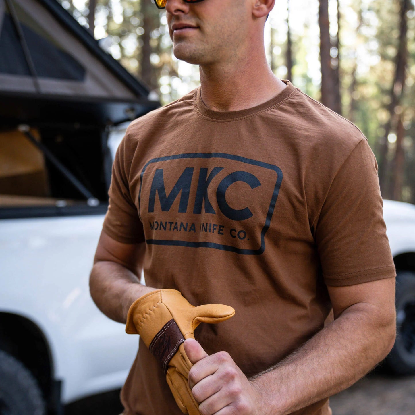 MKC LOGO TEE - COYOTE