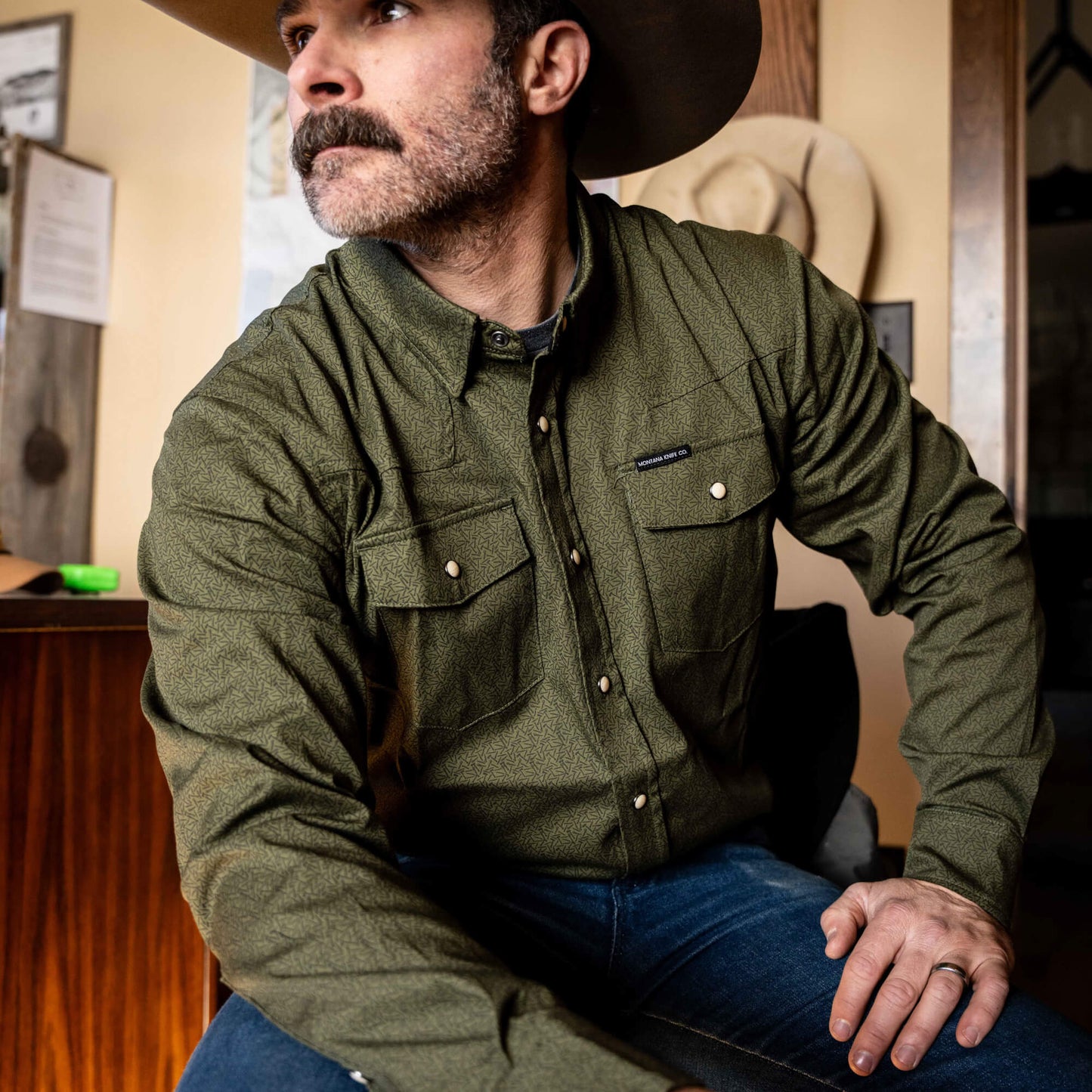 MAIN STREET PEARL SNAP LONG SLEEVE - OLIVE KNIFE PRINT