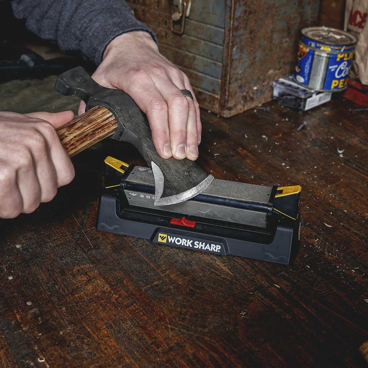 WORK SHARP - BENCHSTONE KNIFE SHARPENER? WITH TRI-BRASIVE AND PIVOT-RESPONSE?