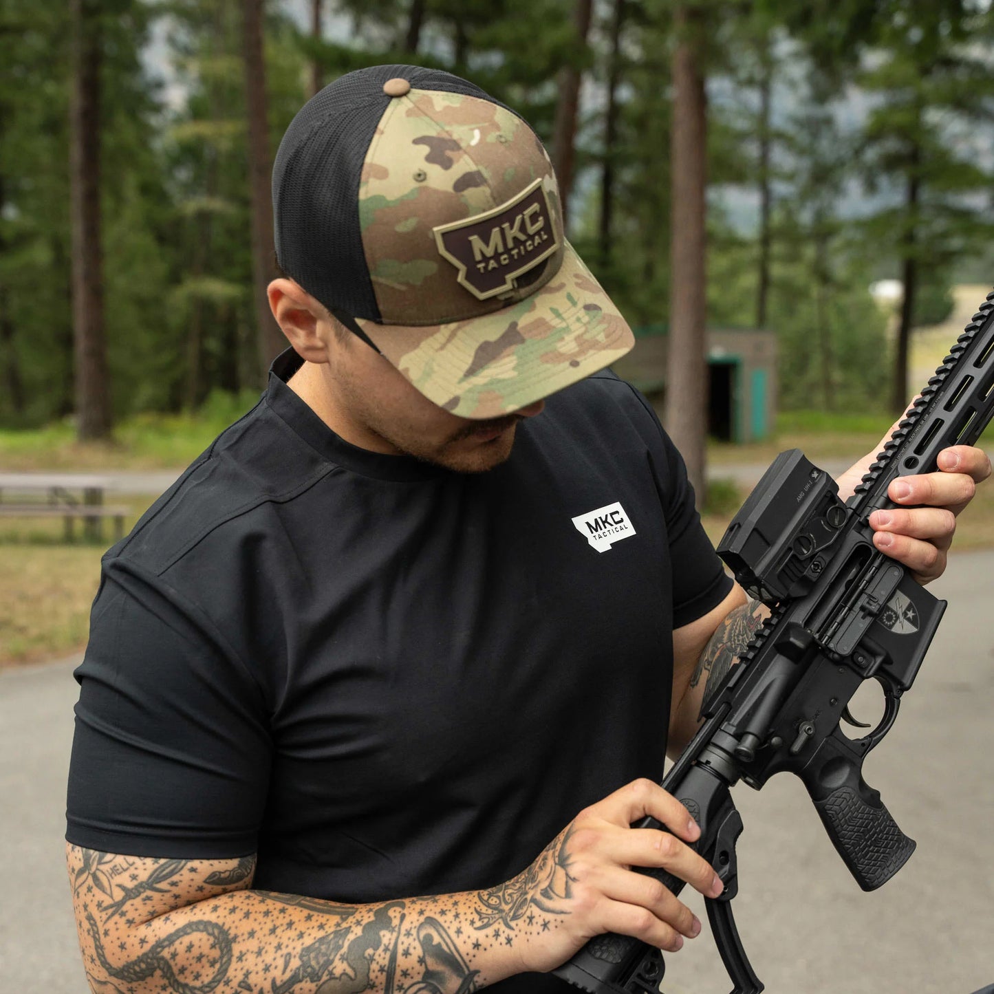 RANGE DAY PERFORMANCE SHORT SLEEVE - SHADOW