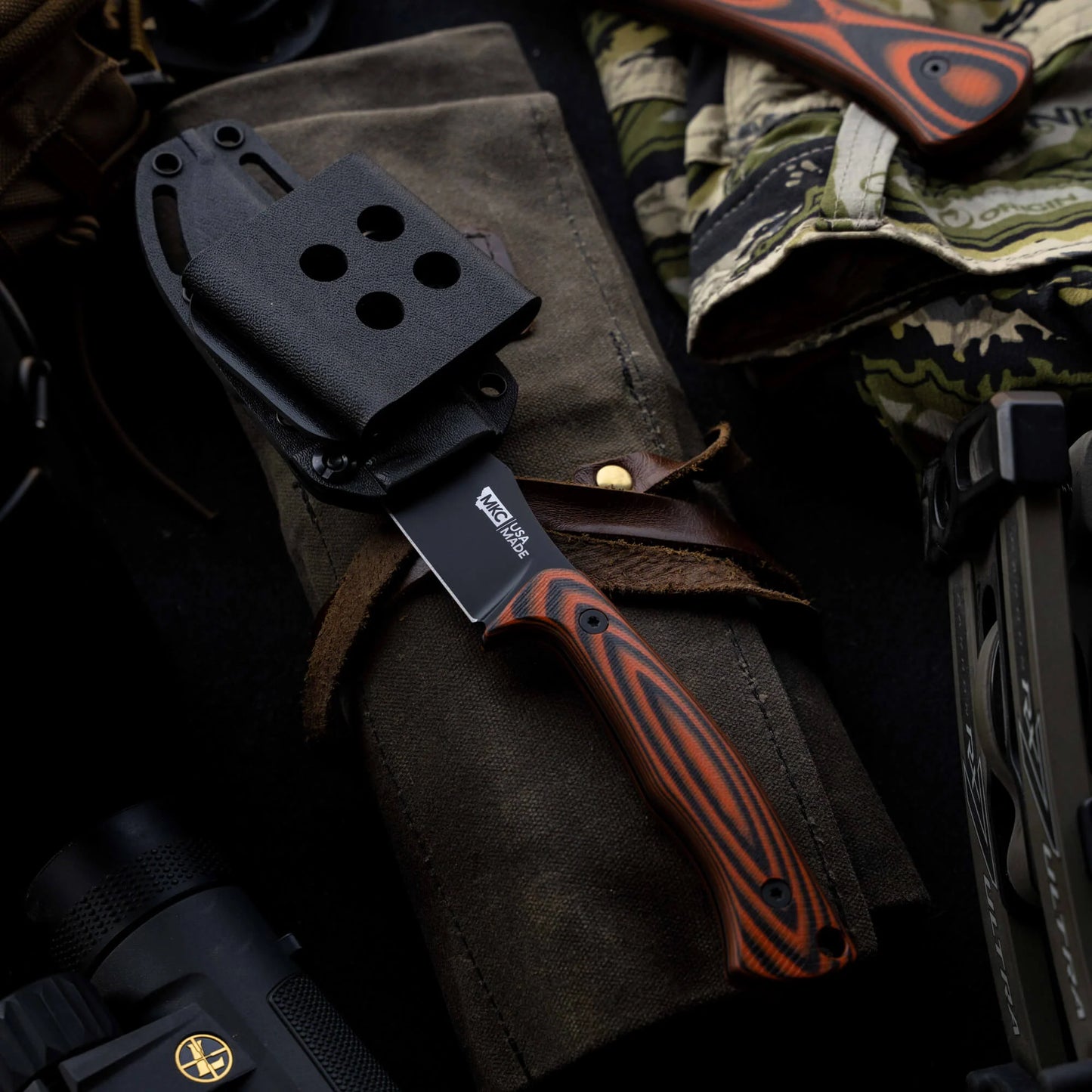 TRIUMPH PRO - ORANGE & BLACK