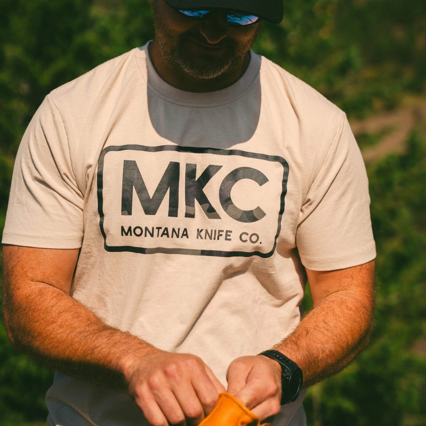 MKC LOGO TEE - BONE