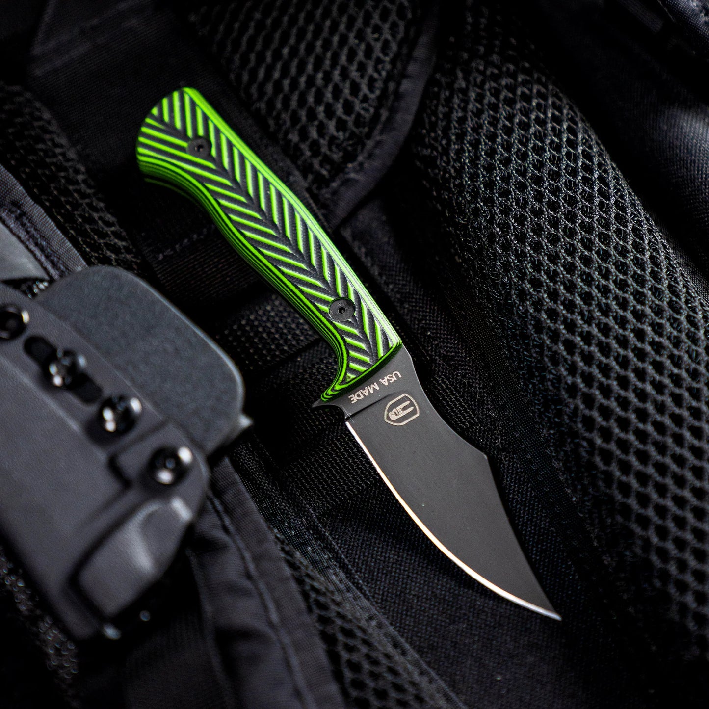 NOCK ON - TRIUMPH HUNTER - GREEN & BLACK