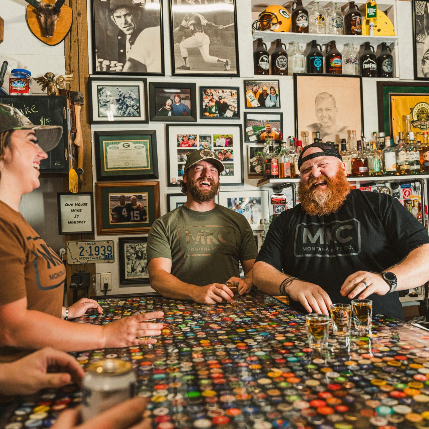 MKC LOGO TEE - BLACK