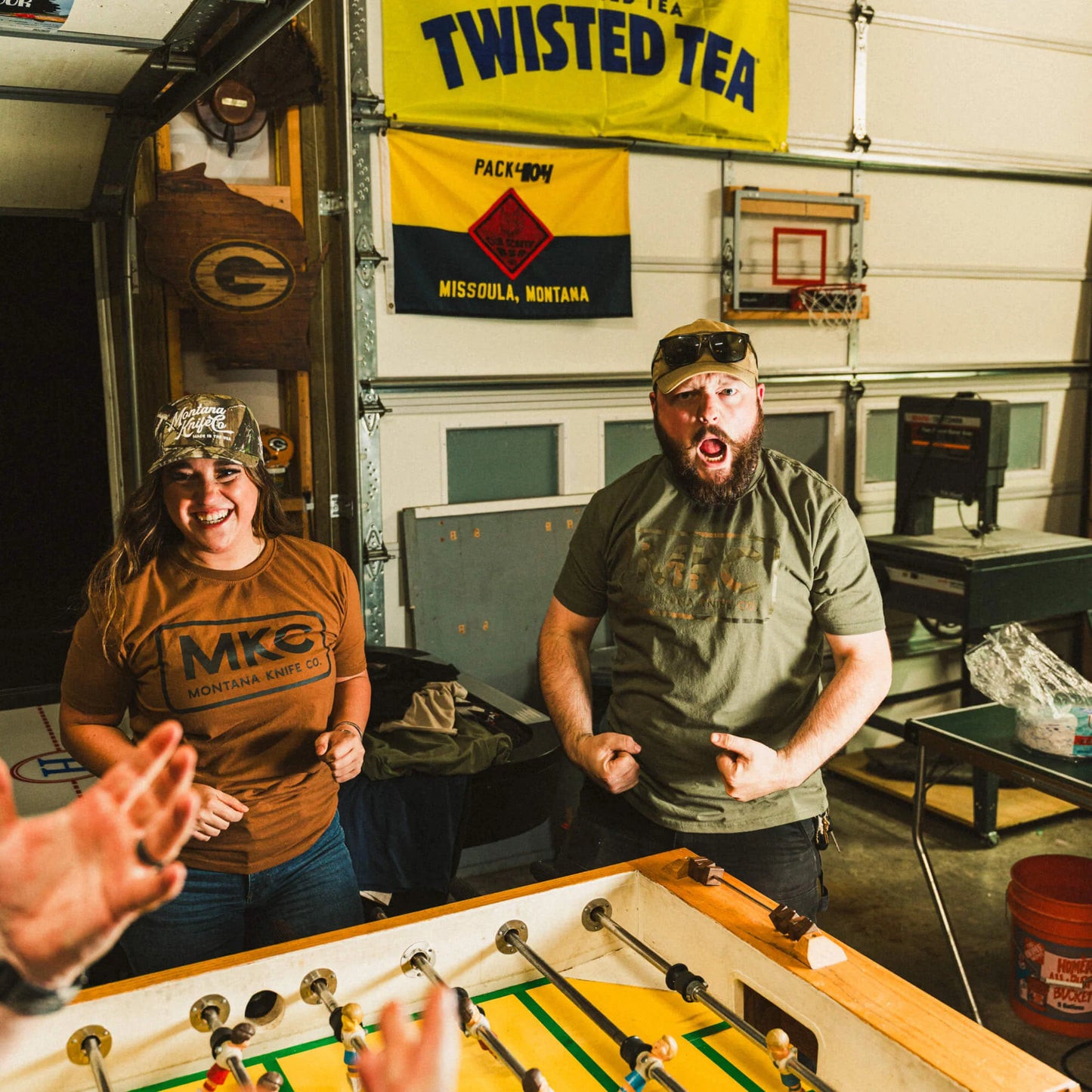 MKC LOGO TEE - OLIVE