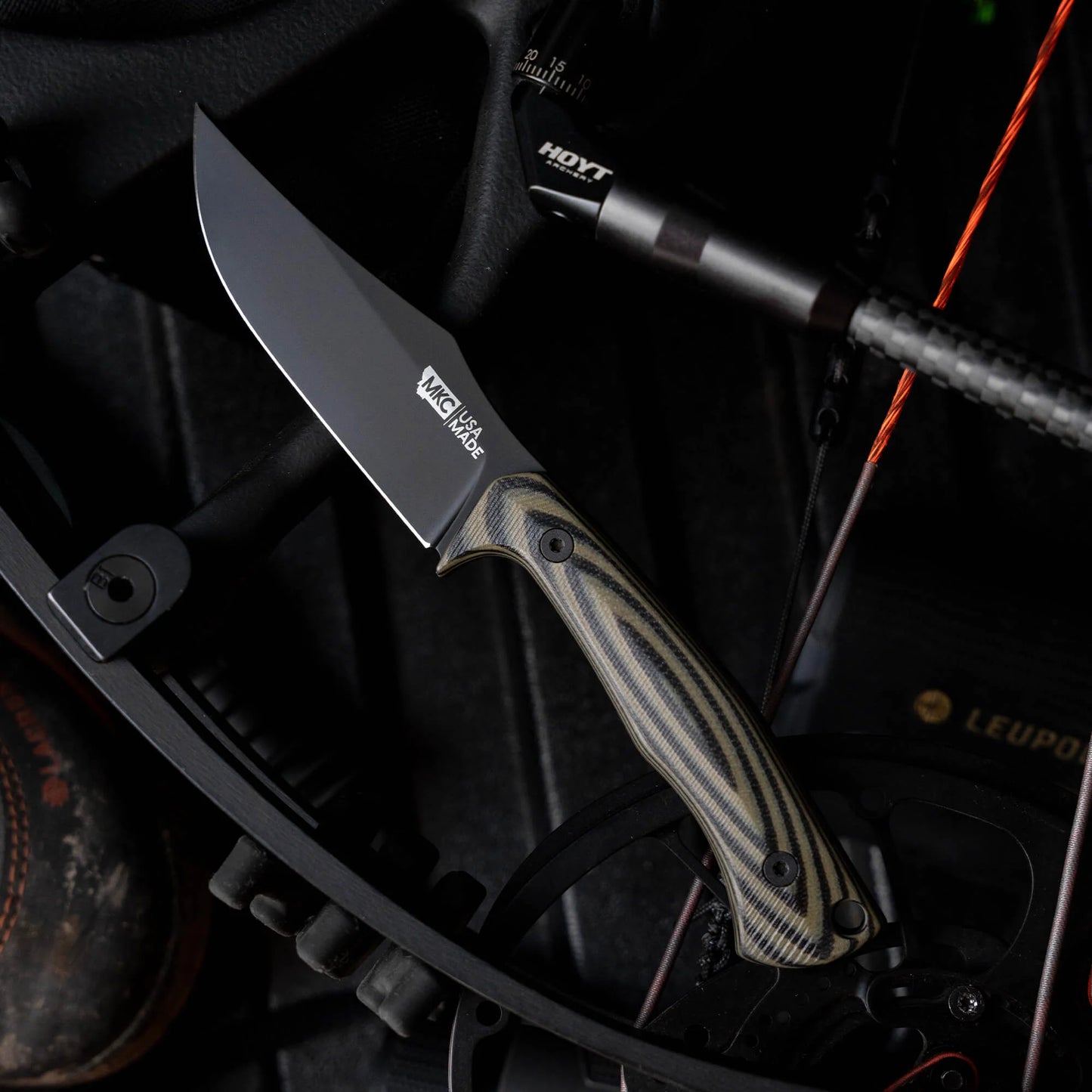 TRIUMPH PRO - GREEN & BLACK