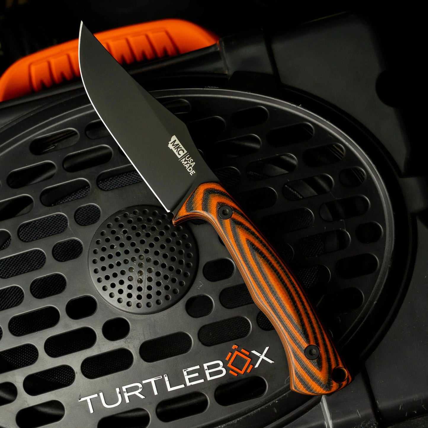 TRIUMPH PRO - ORANGE & BLACK