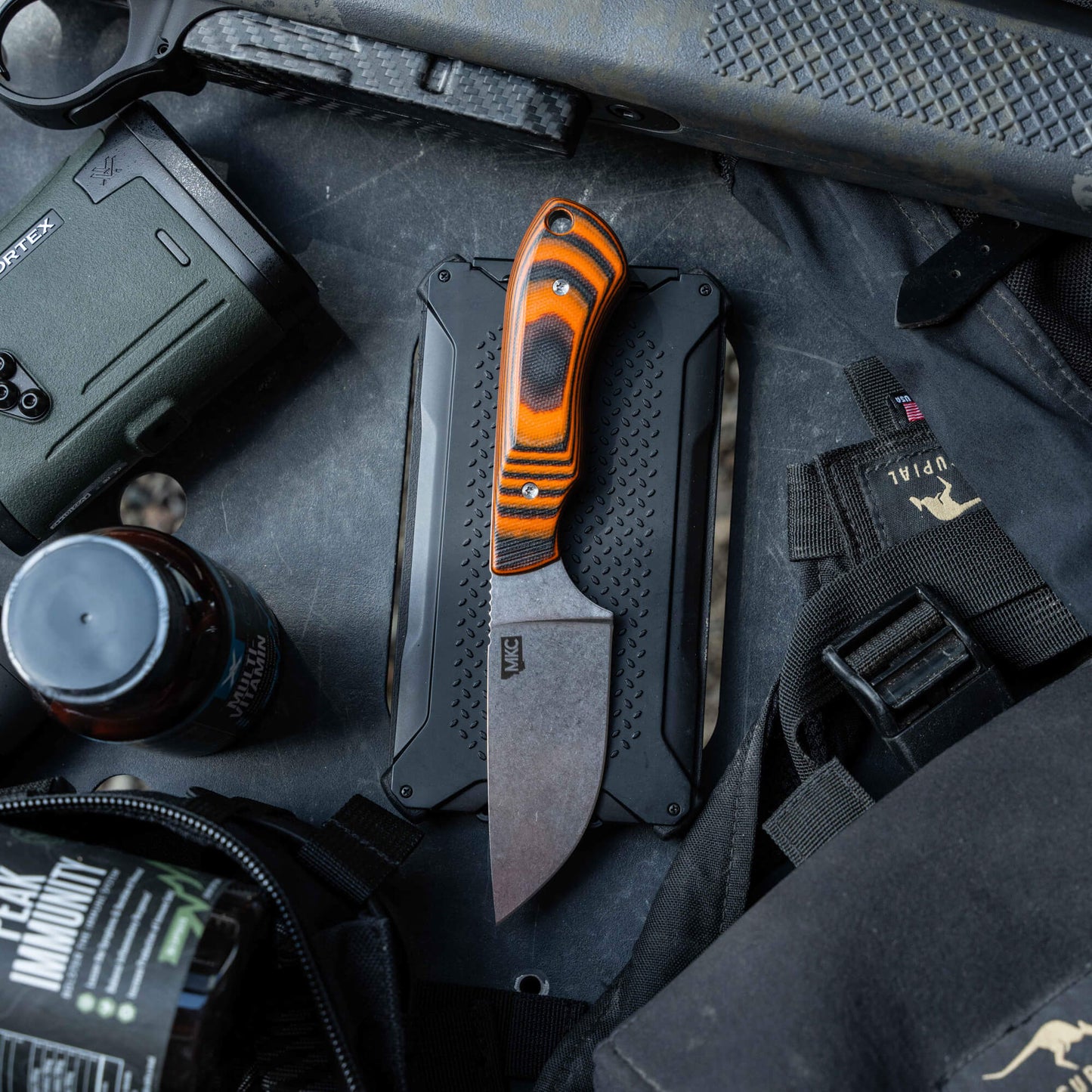 ELKHORN SKINNER - ORANGE & BLACK