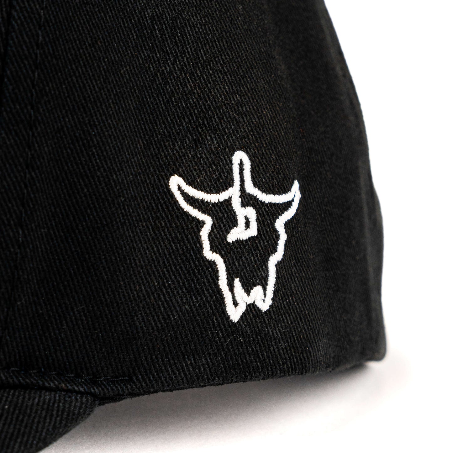 MKC FOUNDATIONS HAT - BLACK/WHITE