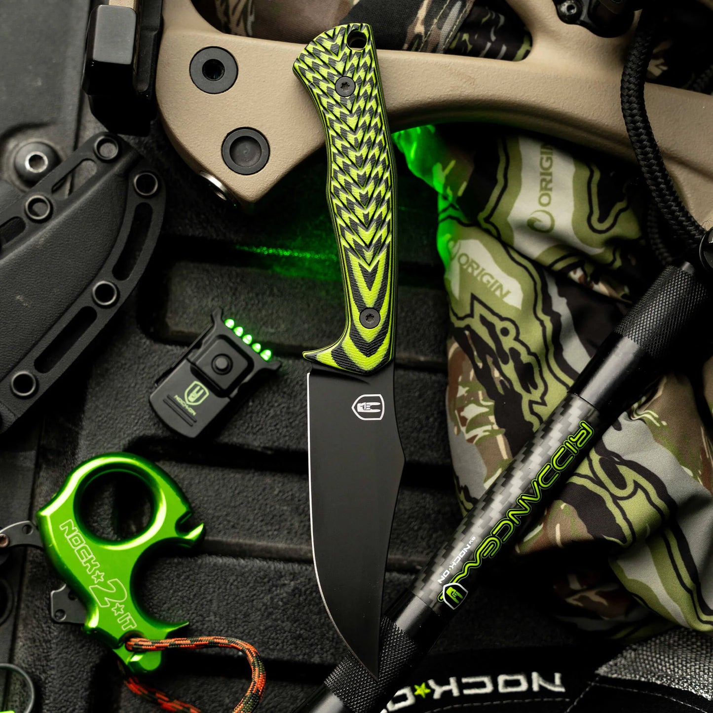 TRIUMPH PRO - NOCK ON NEON GREEN & BLACK