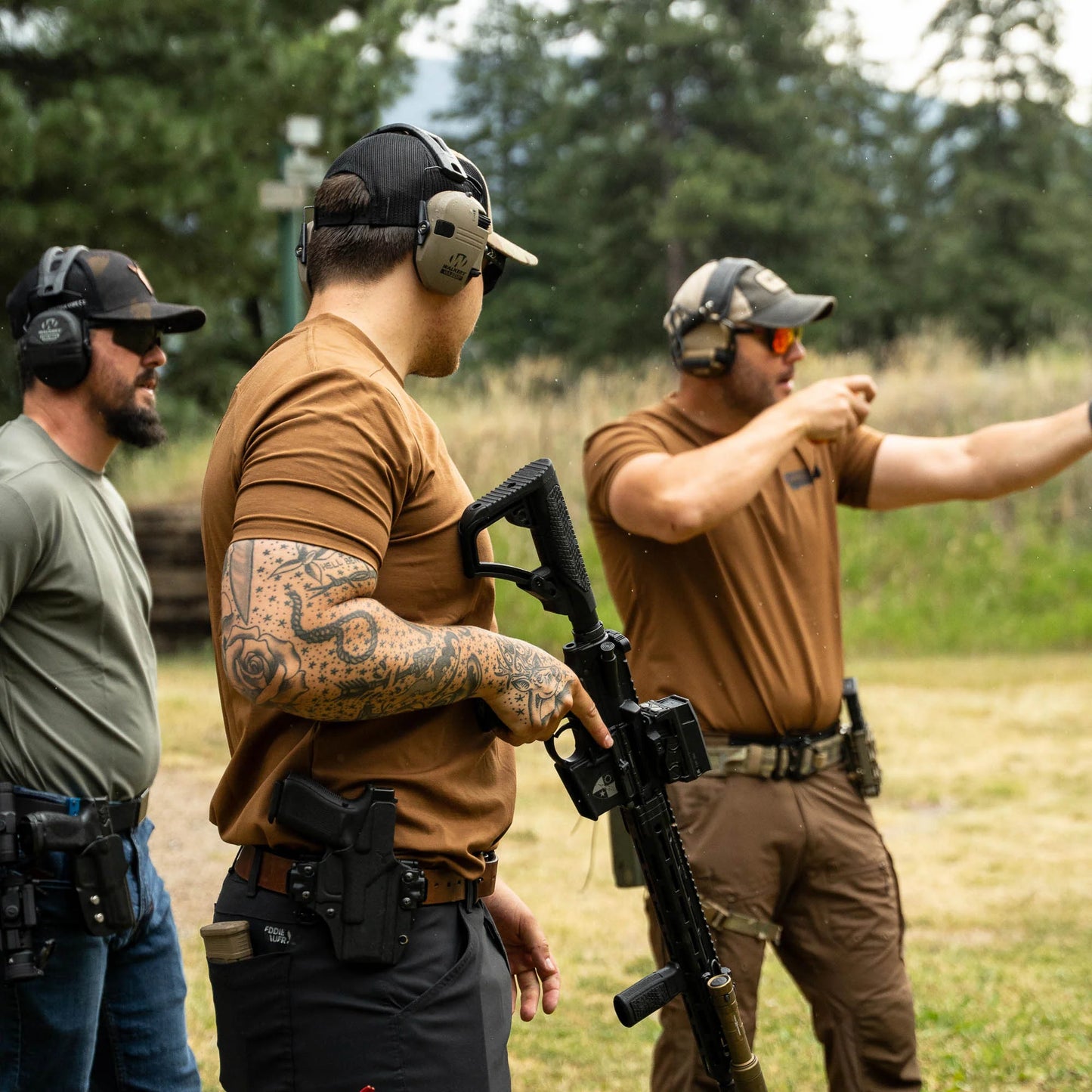 RANGE DAY PERFORMANCE SHORT SLEEVE - COYOTE