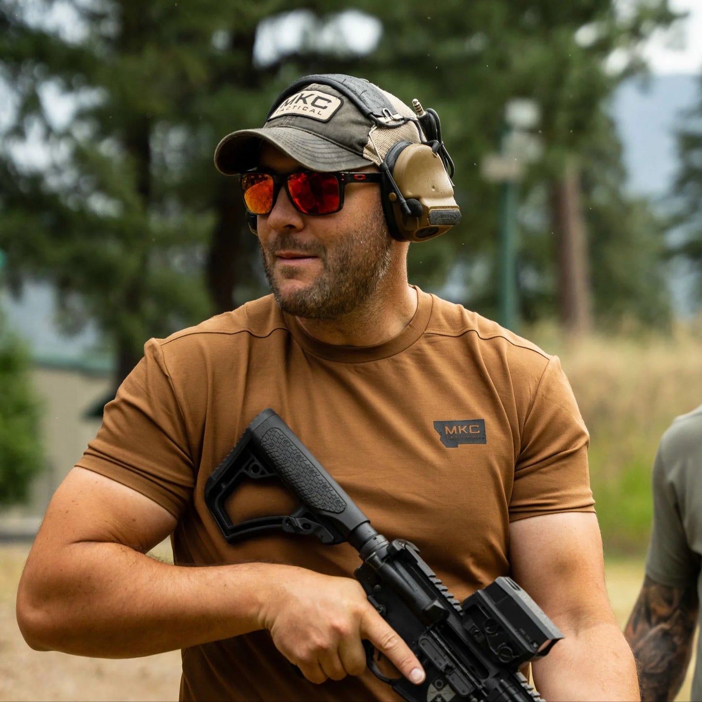 RANGE DAY PERFORMANCE SHORT SLEEVE - COYOTE