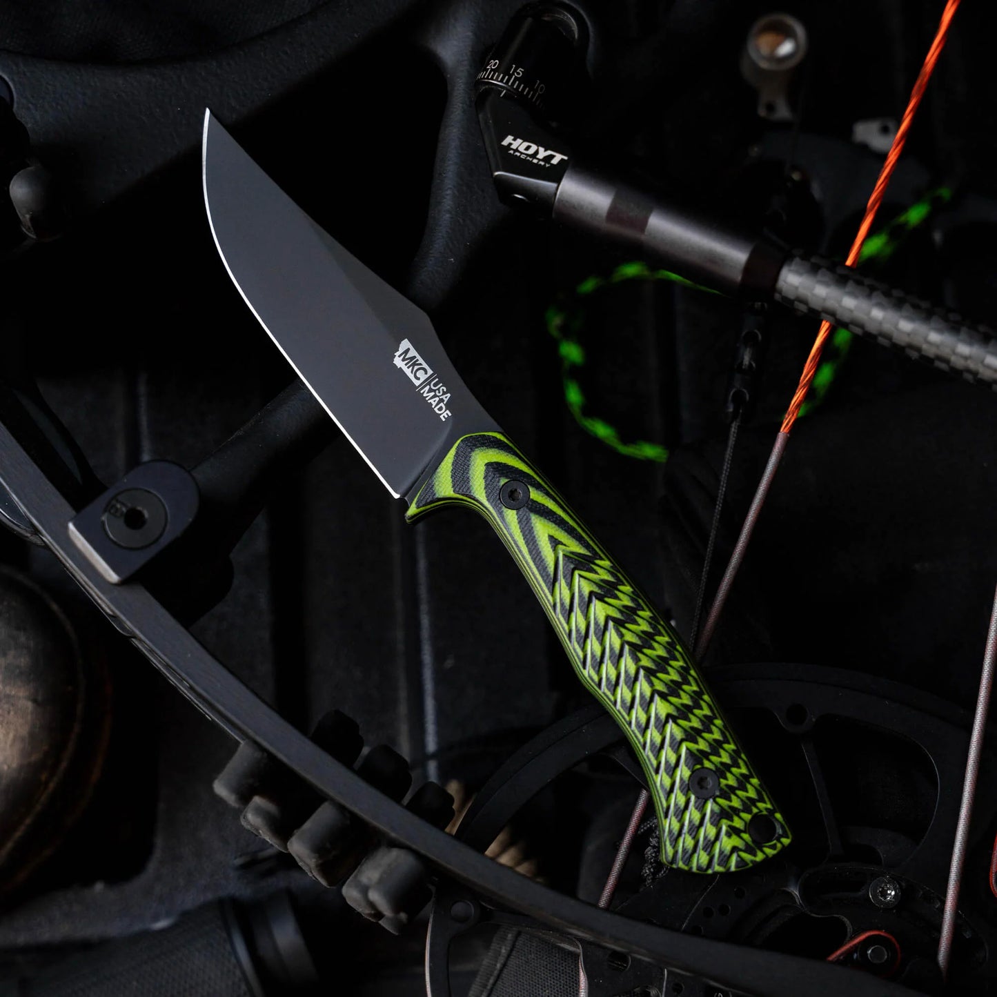 TRIUMPH PRO - NOCK ON NEON GREEN & BLACK