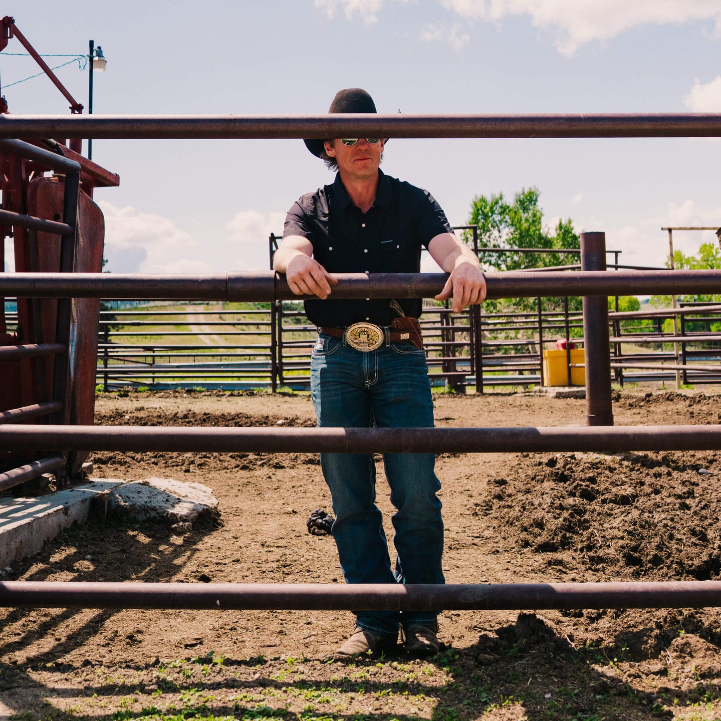 SEELEY S/S BUTTON-UP SHIRT - BLACK