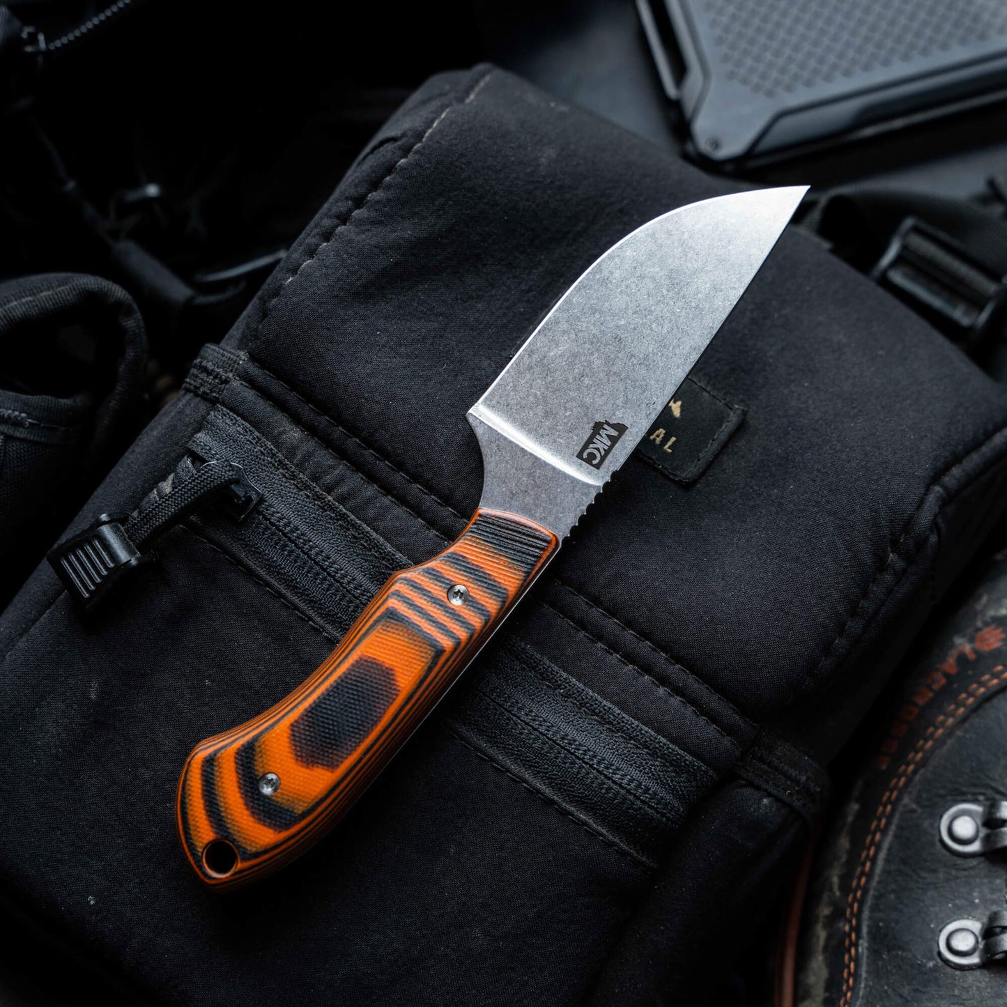 ELKHORN SKINNER - ORANGE & BLACK