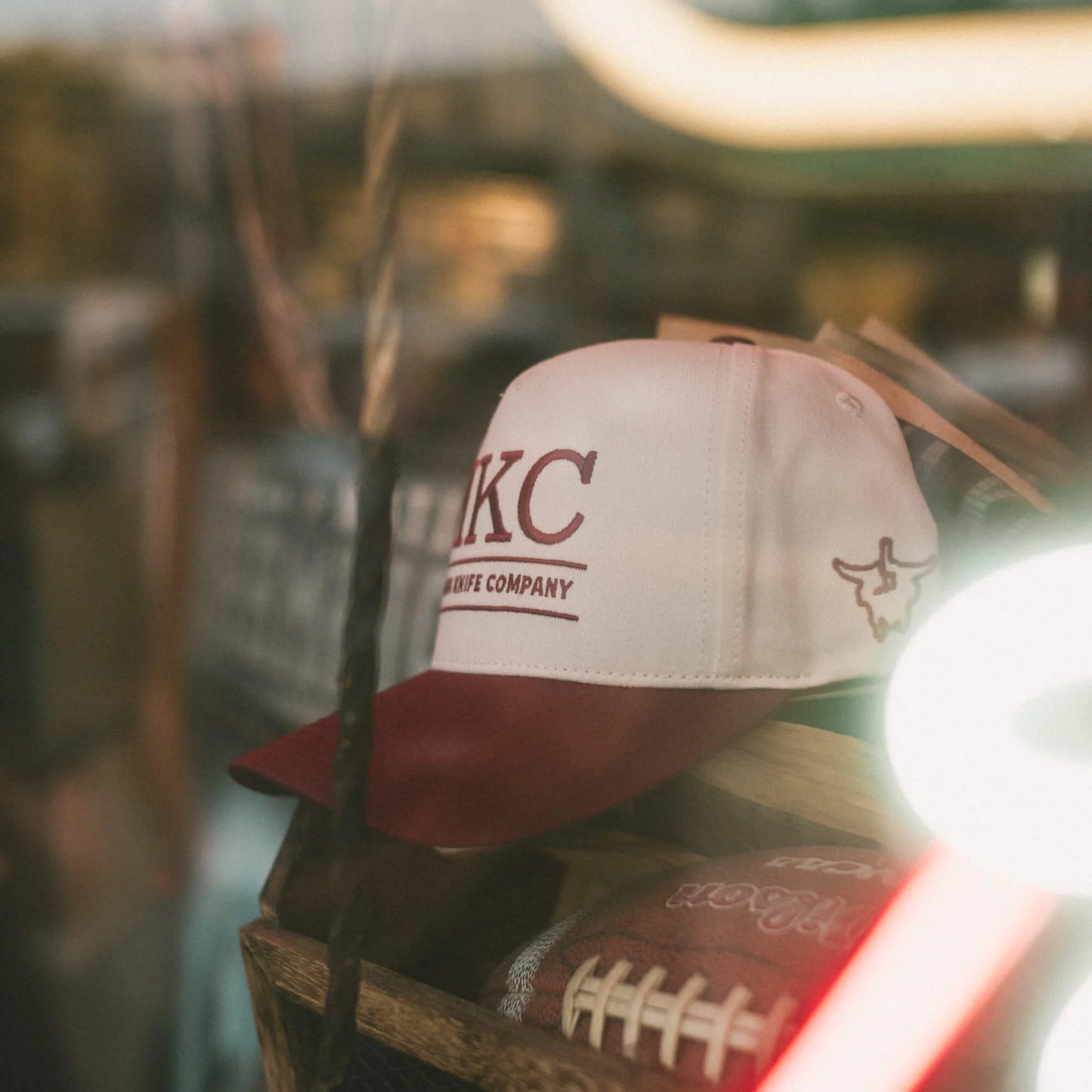 MKC UNIVERSITY HAT - IVORY/MAROON